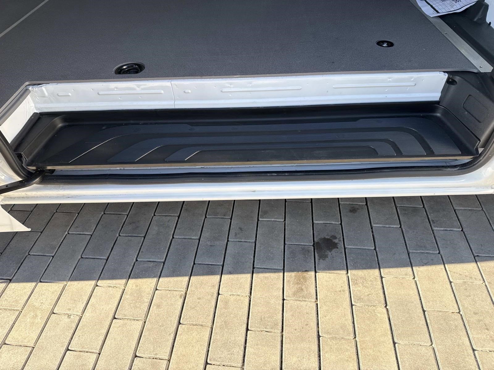 2025 MERCEDES-BENZ SPRINTER - Image 9