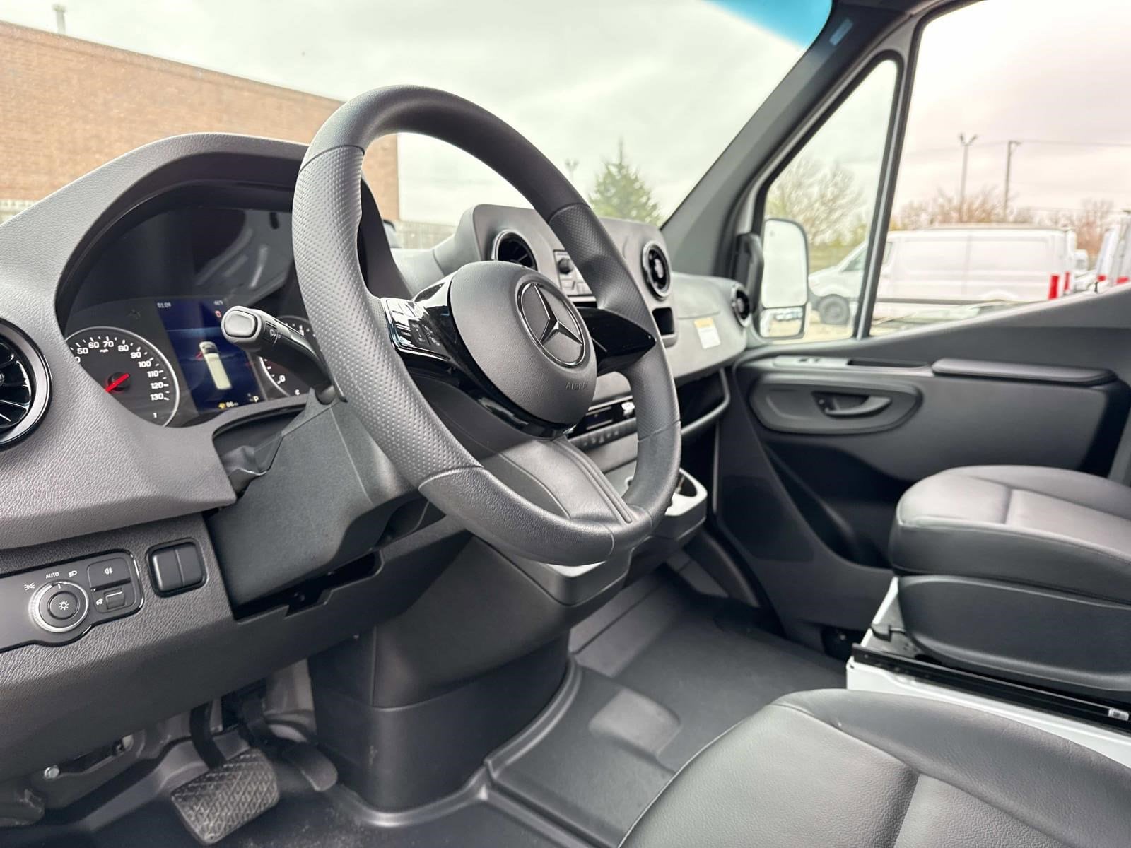 2025 MERCEDES-BENZ SPRINTER - Image 21