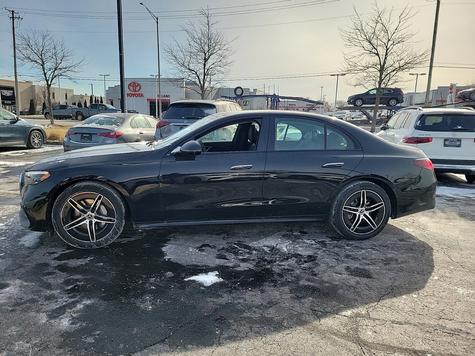 2025 Mercedes Benz E 4MATIC Sedan photo 2
