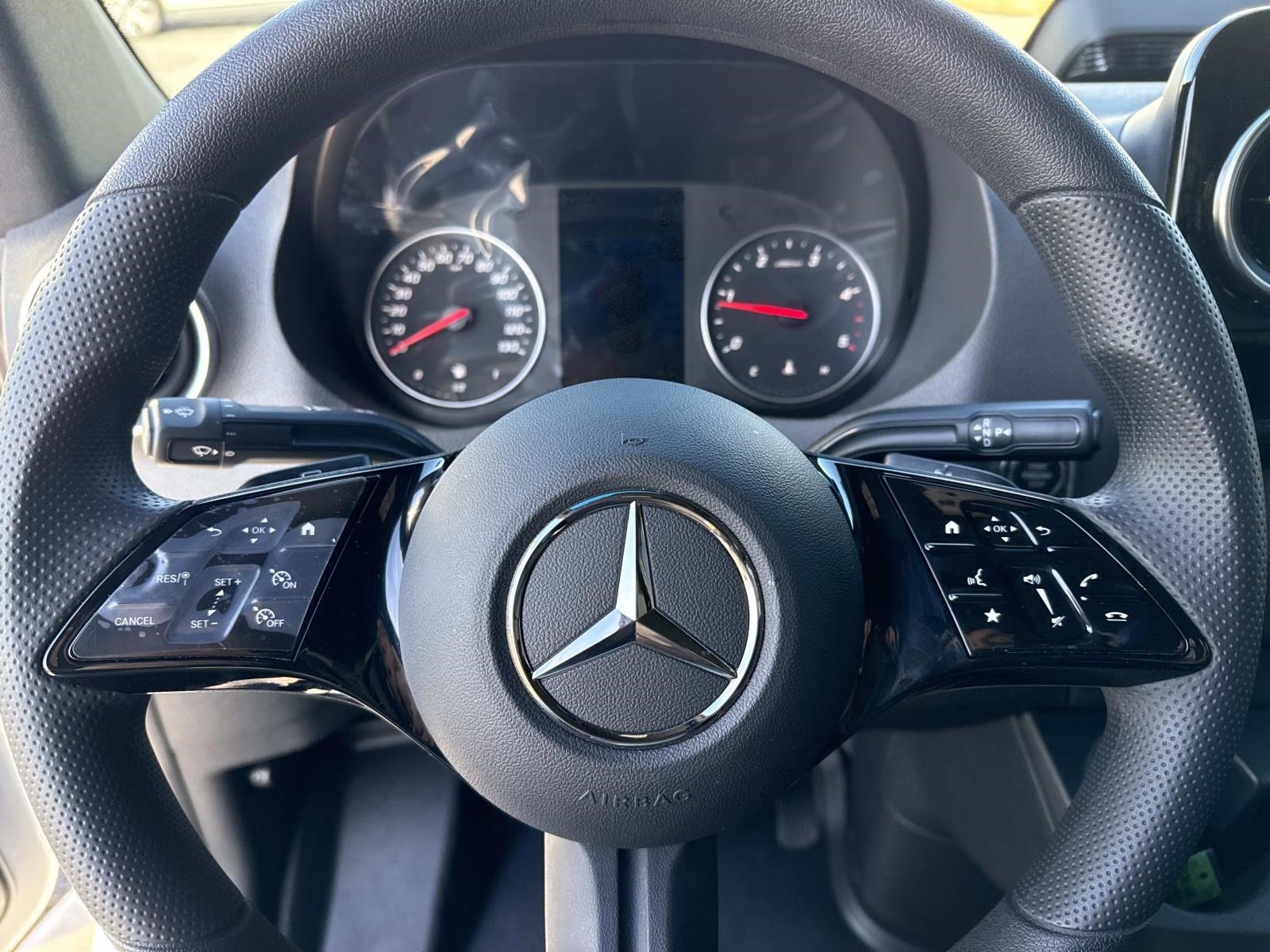 2025 MERCEDES-BENZ SPRINTER - Image 27