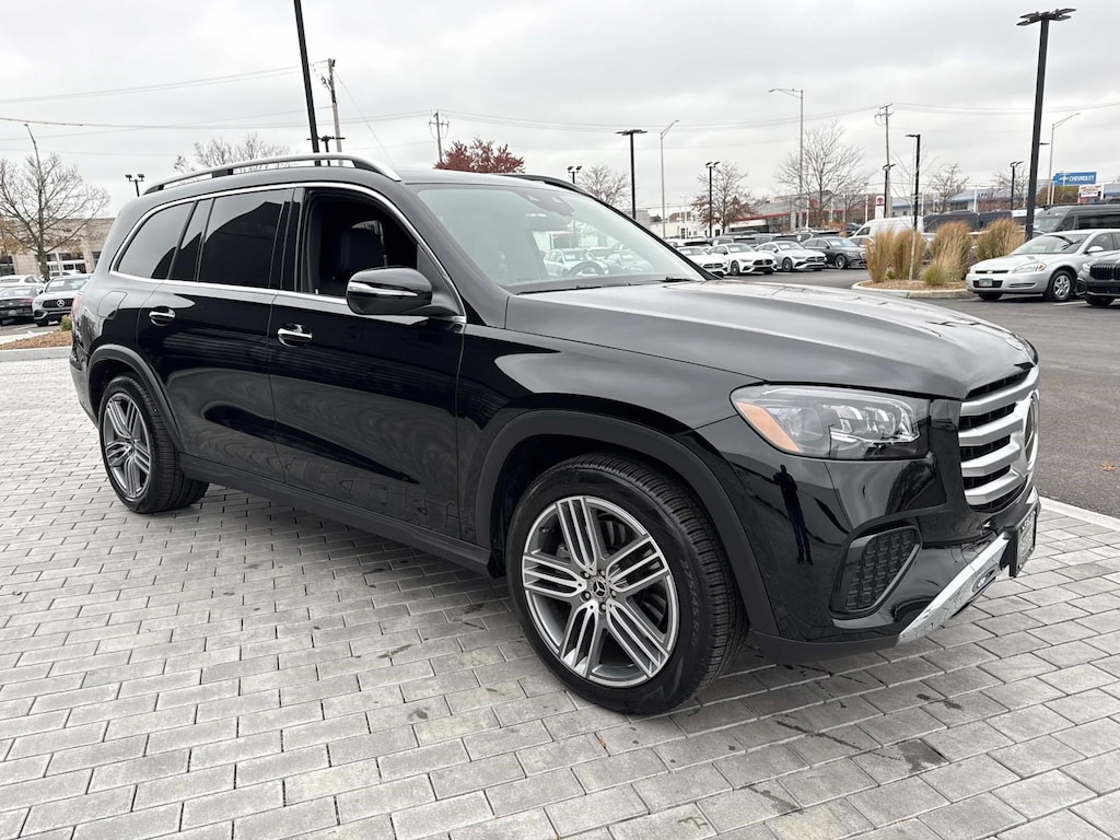 New 2025 Mercedes-Benz GLS 4MATIC SUV