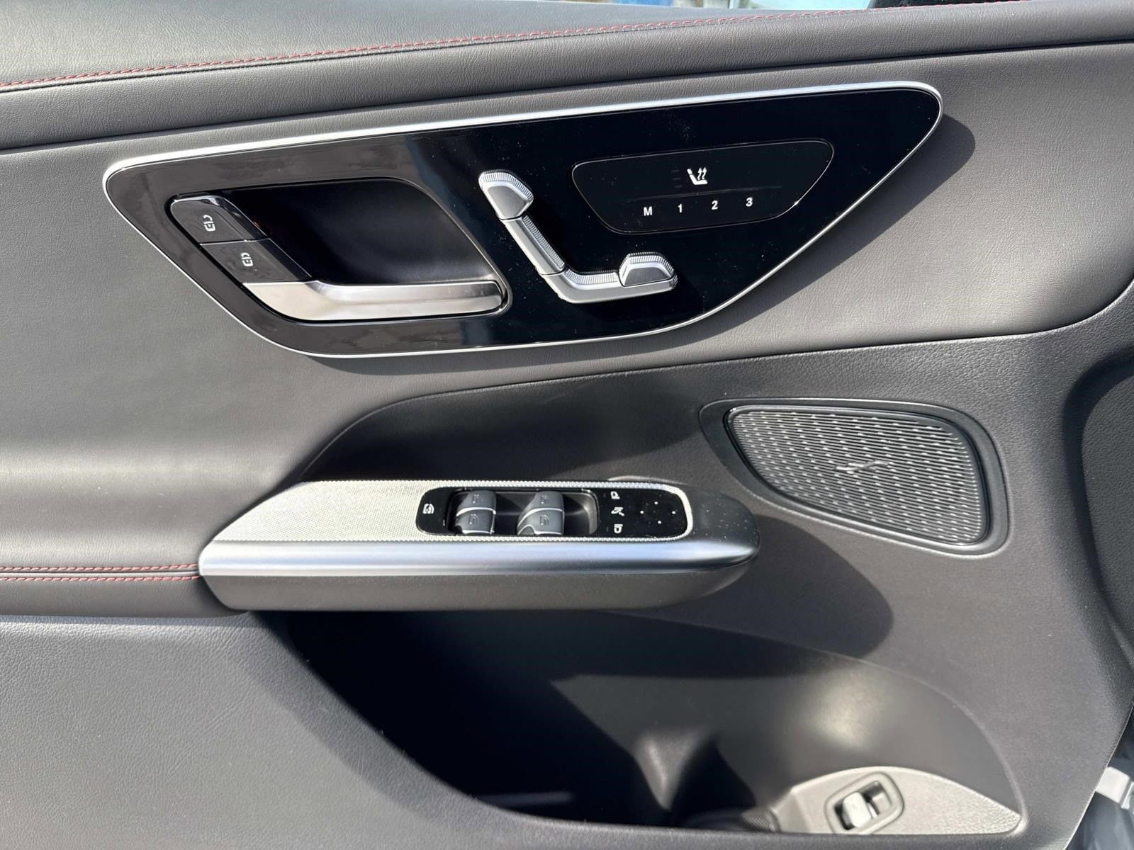 2026 MERCEDES-BENZ GLC-CLASS - Image 24