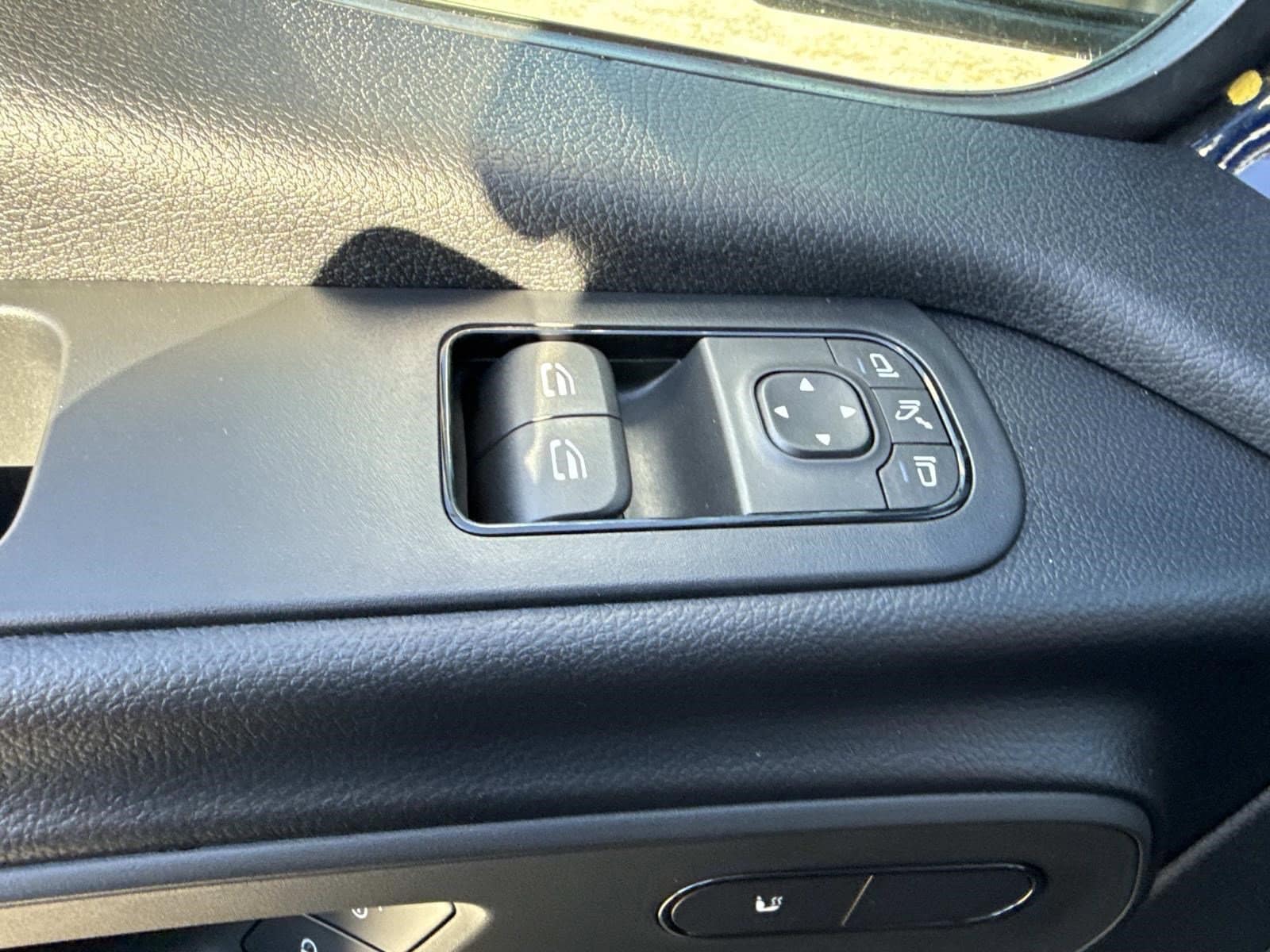 2025 MERCEDES-BENZ SPRINTER - Image 16