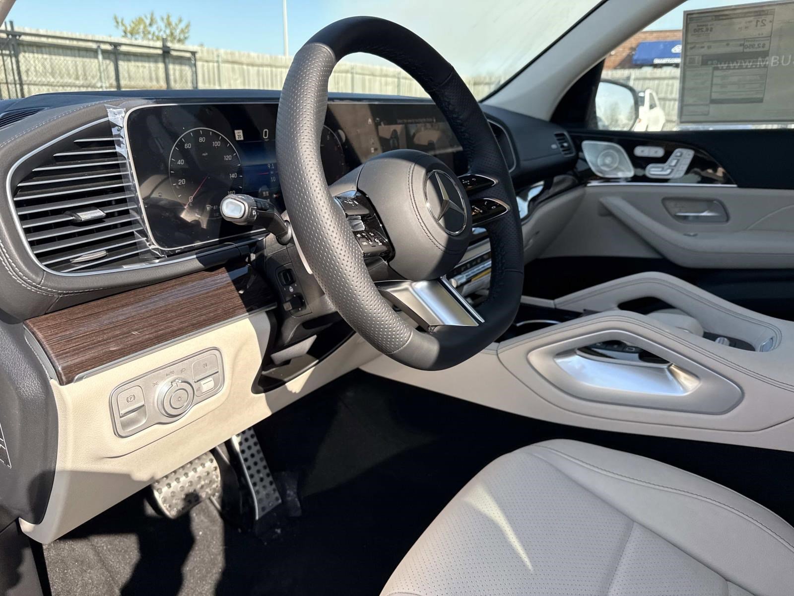 2026 MERCEDES-BENZ GLS-CLASS - Image 33