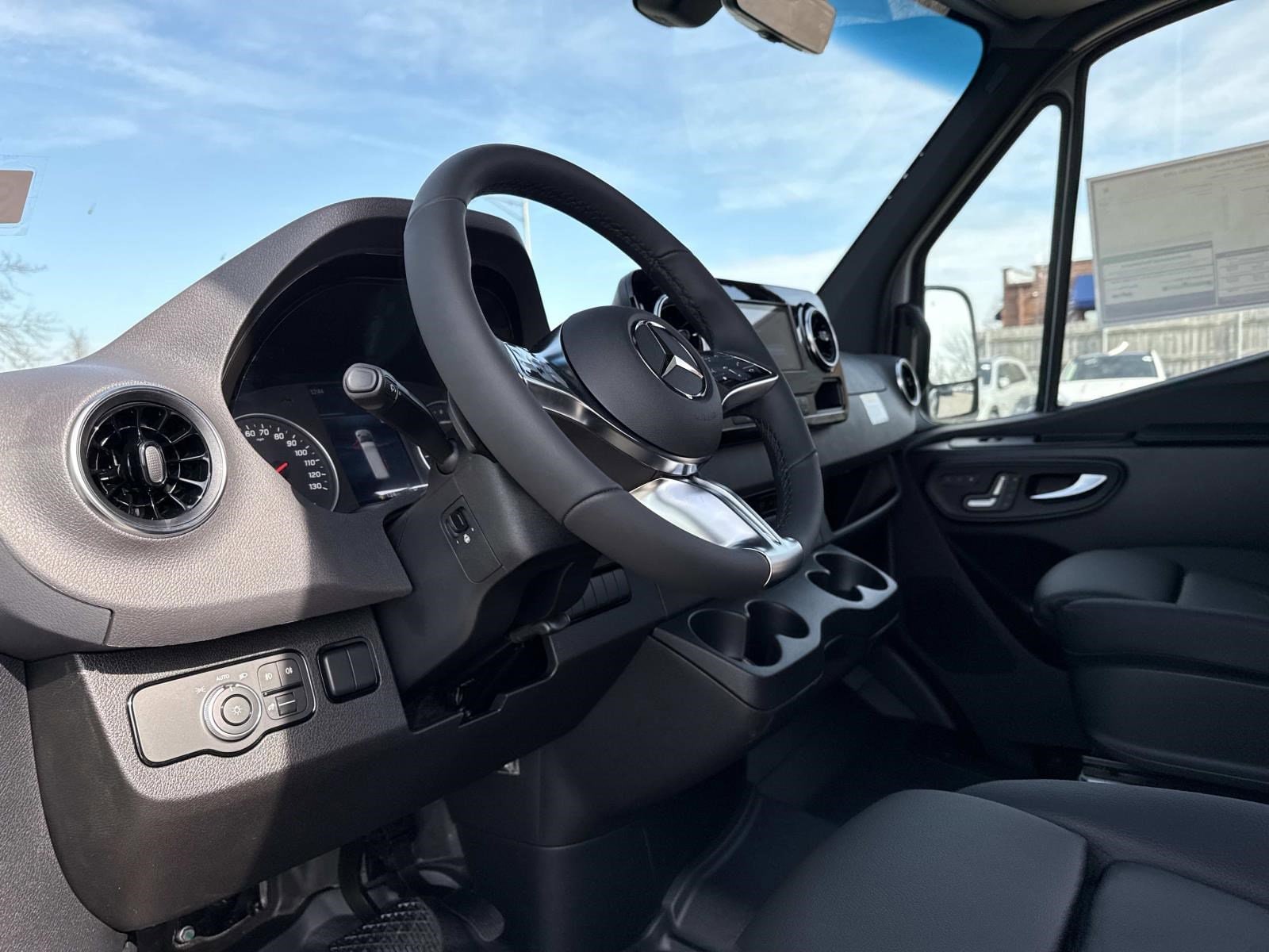 2026 MERCEDES-BENZ SPRINTER - Image 19