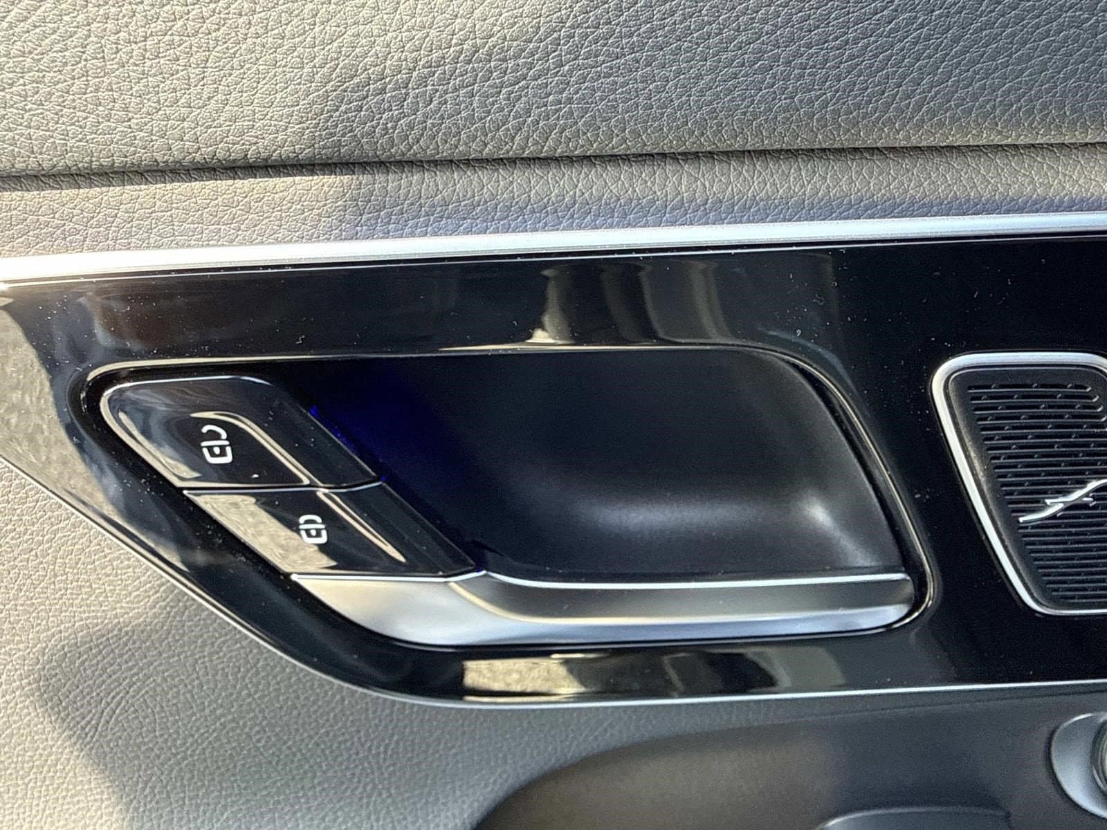 2026 MERCEDES-BENZ GLC-CLASS - Image 16