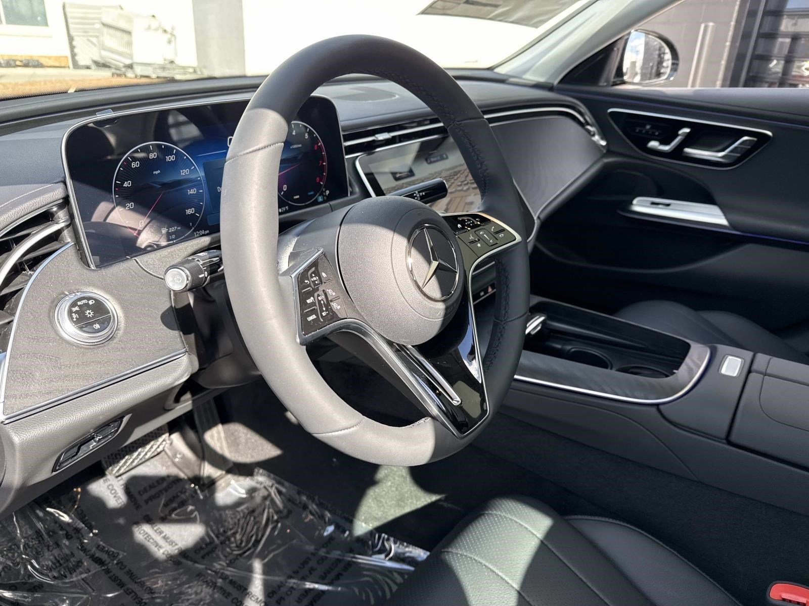 2026 MERCEDES-BENZ E-CLASS - Image 29