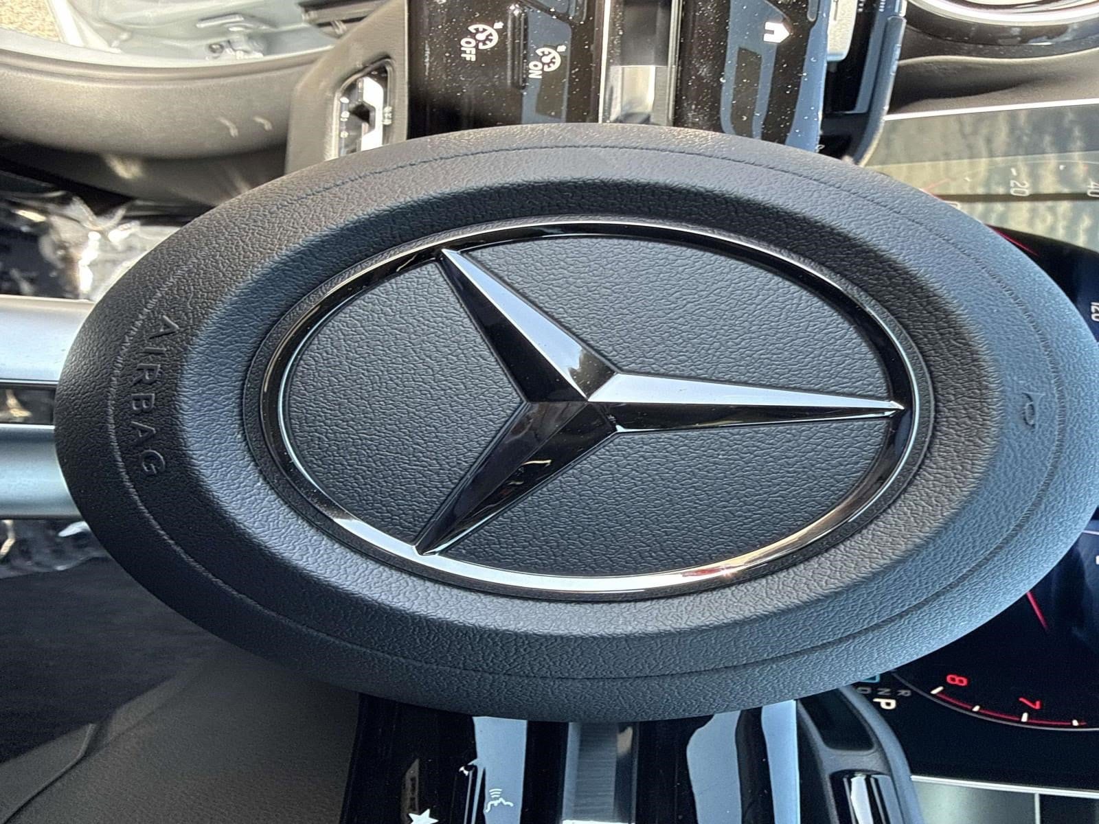 2026 MERCEDES-BENZ C-CLASS - Image 41