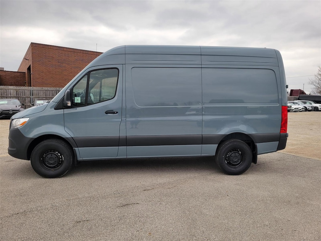 New 2025 Mercedes-Benz Sprinter 2500 Standard Roof 4-Cyl Diesel HO Van Cargo Van