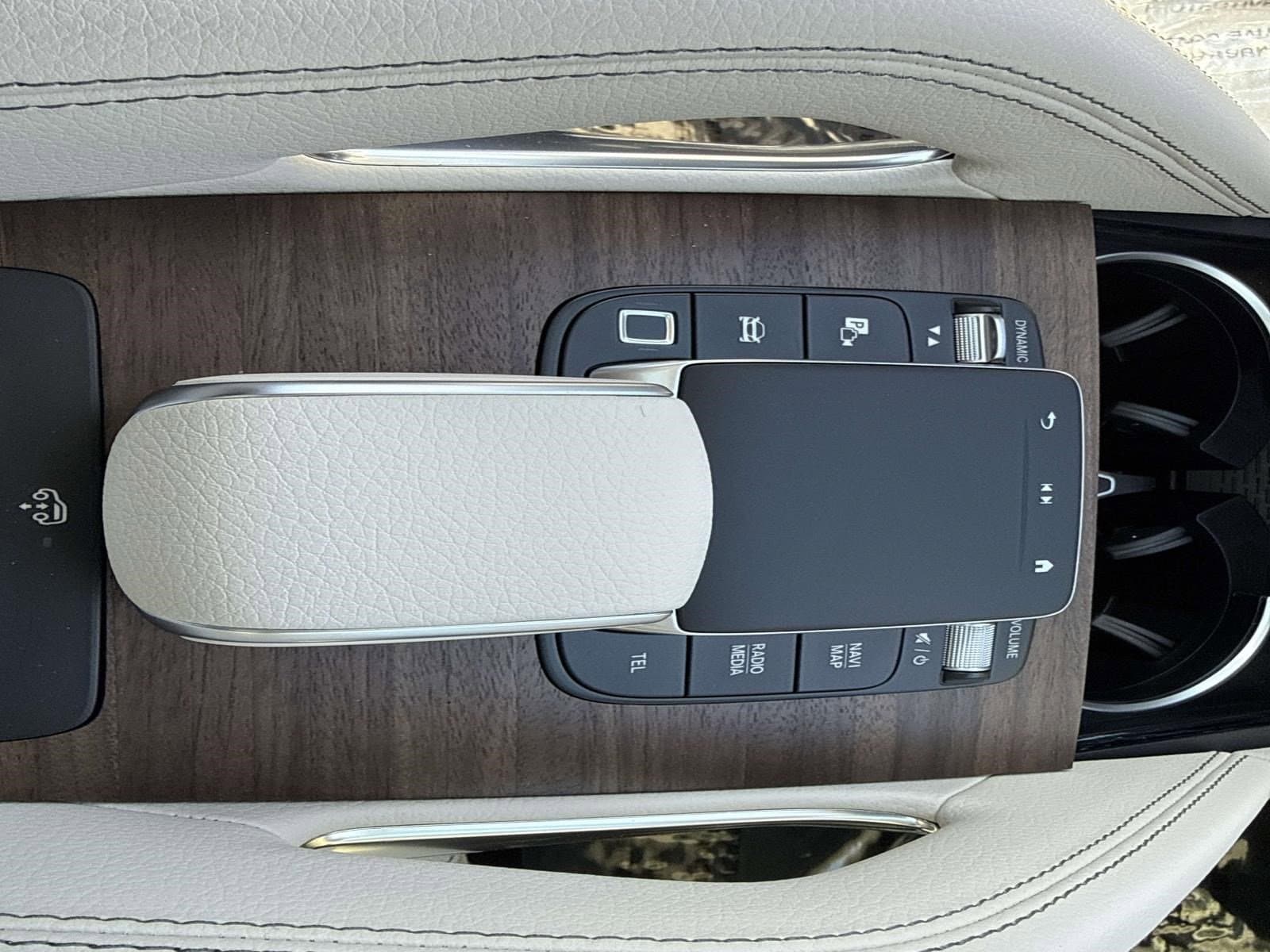 2026 MERCEDES-BENZ GLS-CLASS - Image 38