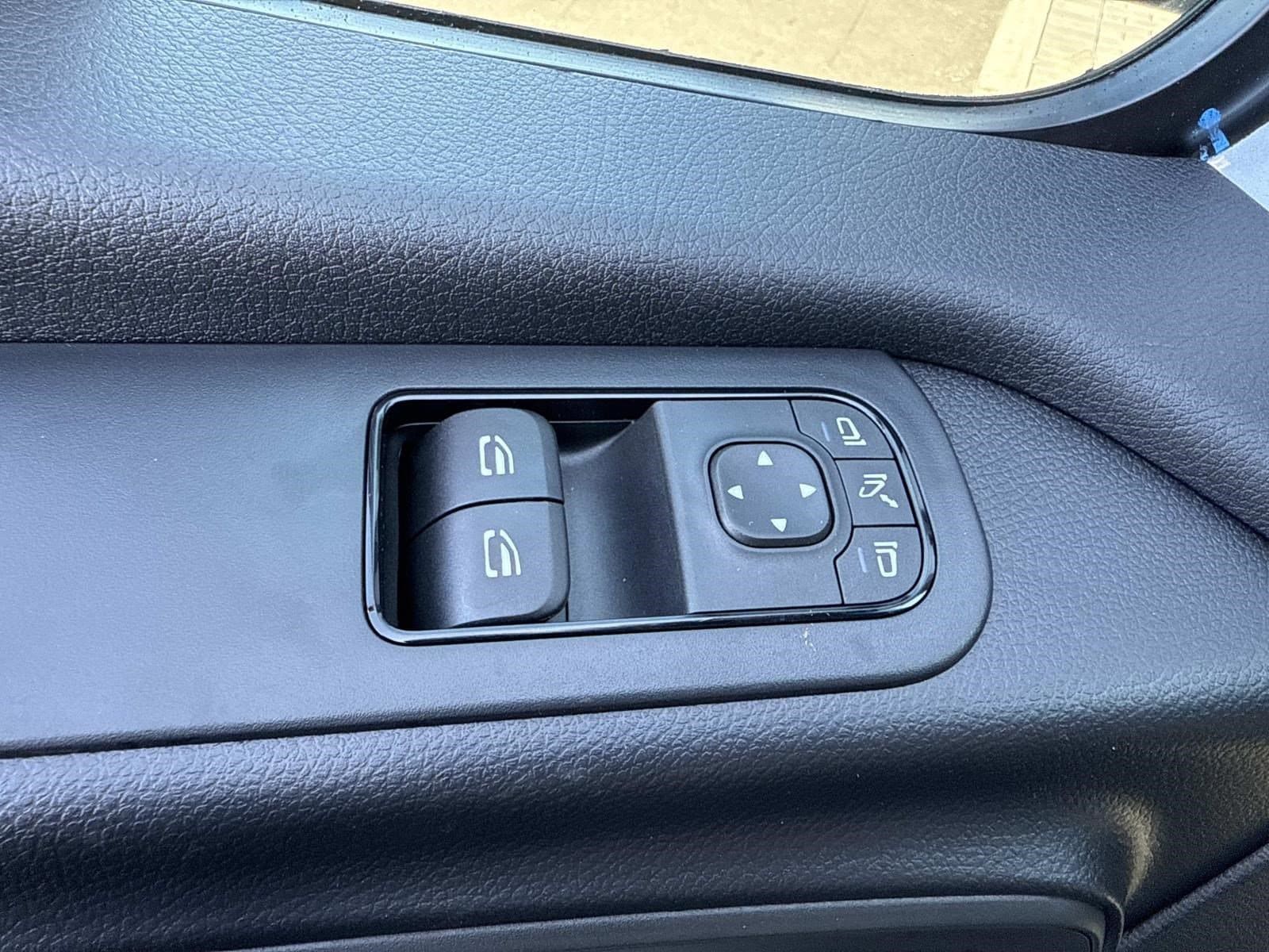 2025 MERCEDES-BENZ SPRINTER - Image 18