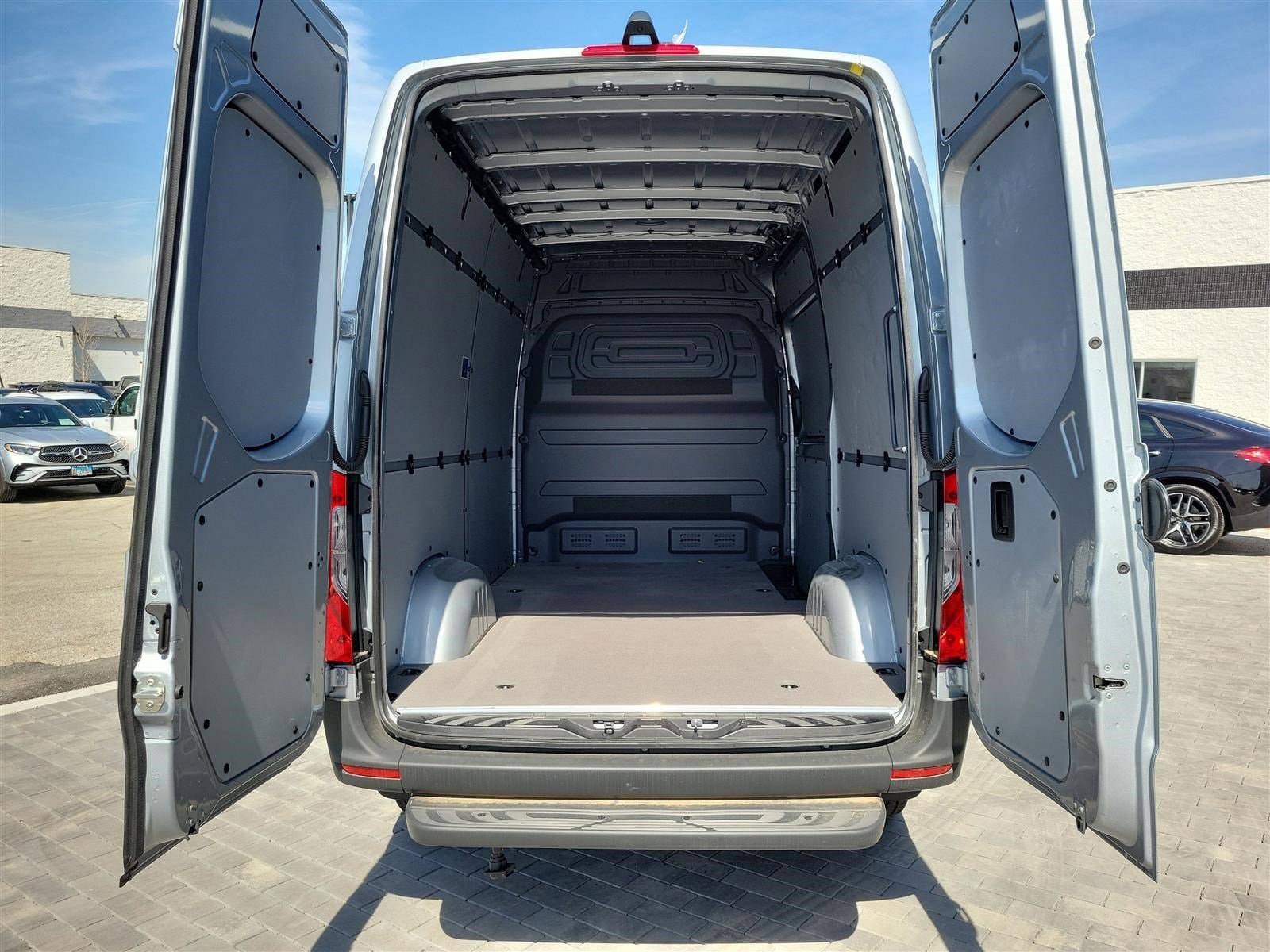 2025 MERCEDES-BENZ SPRINTER - Image 9