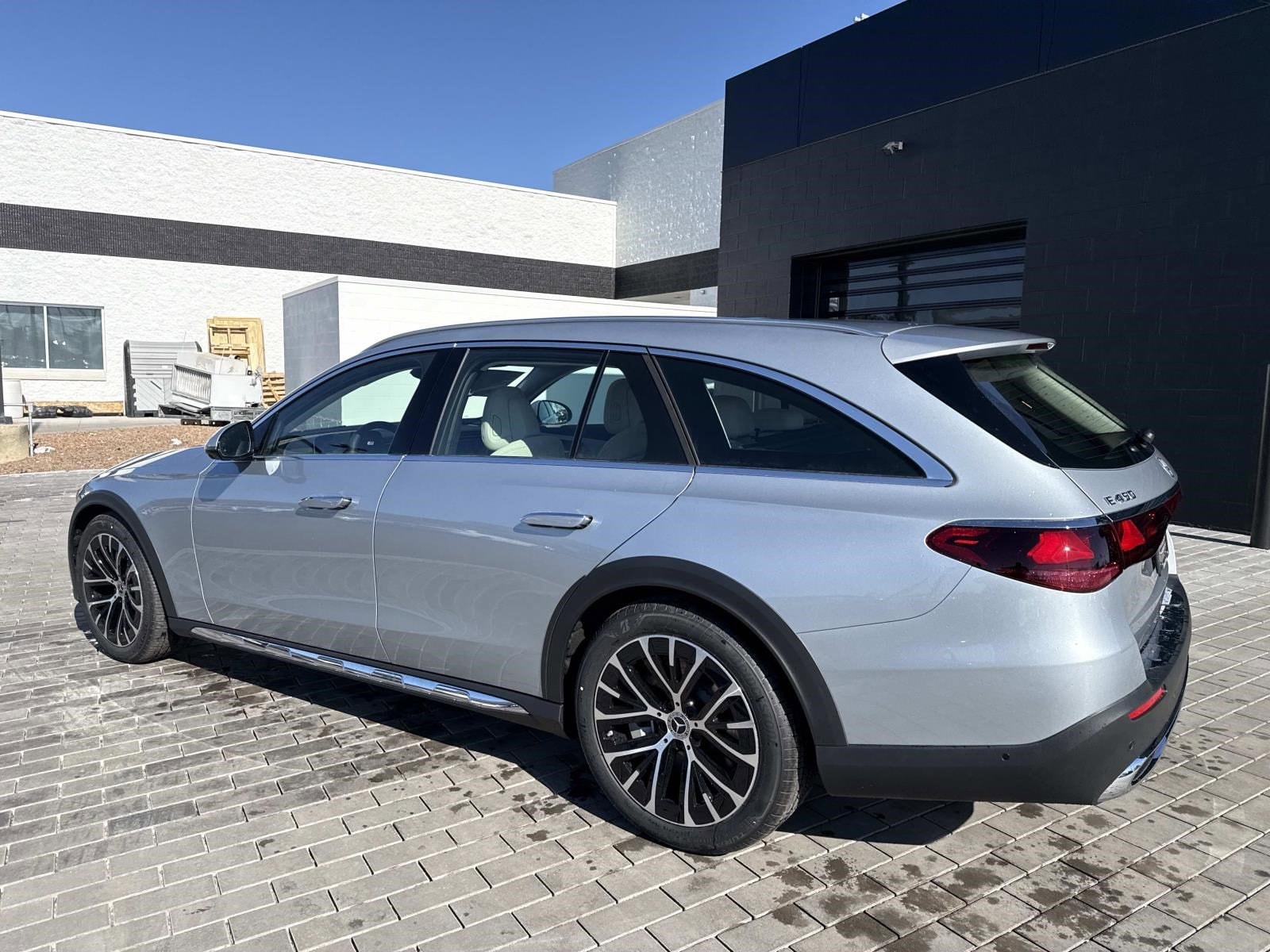 2026 MERCEDES-BENZ E-CLASS - Image 12