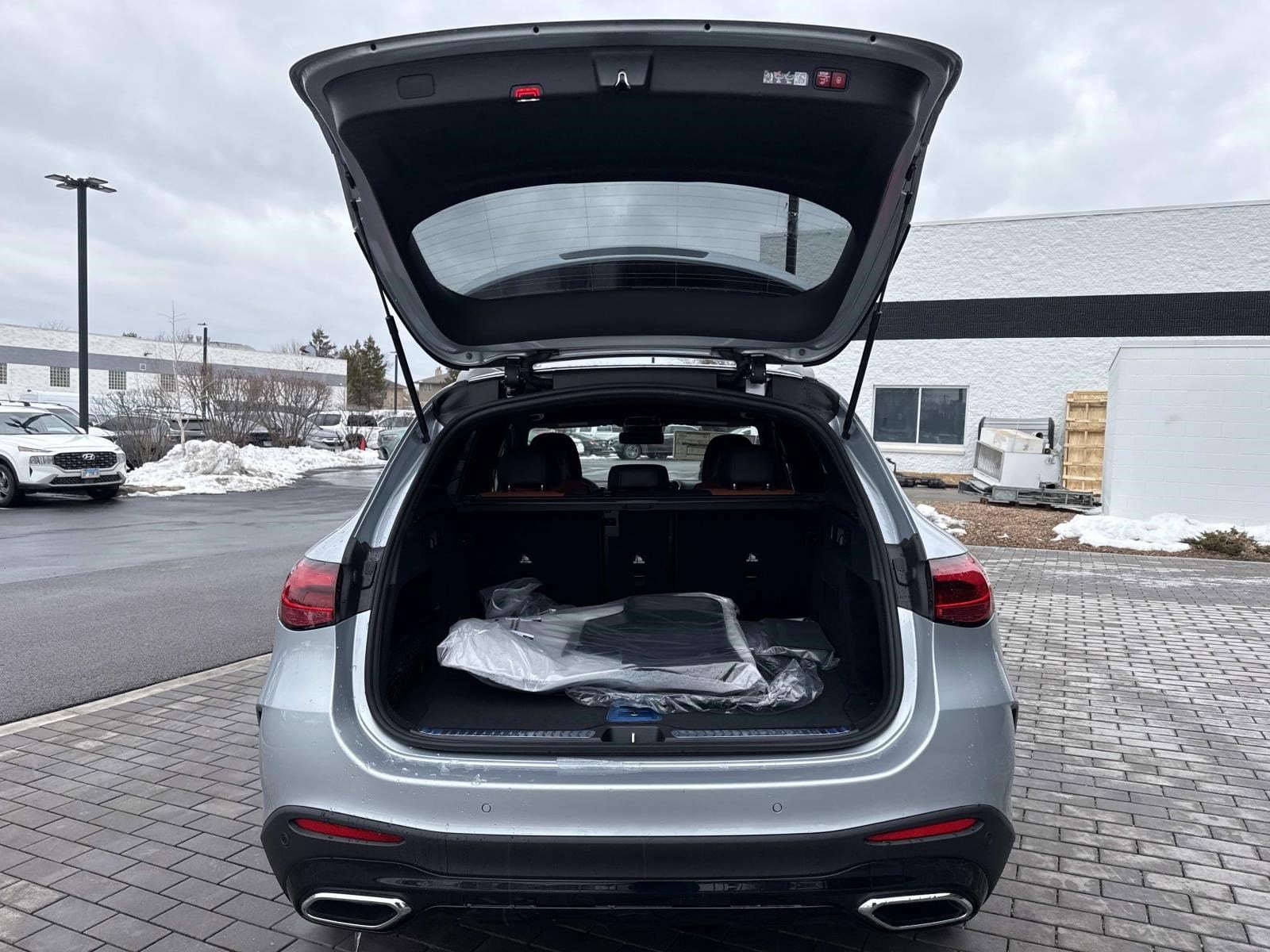 2026 MERCEDES-BENZ GLC-CLASS - Image 9