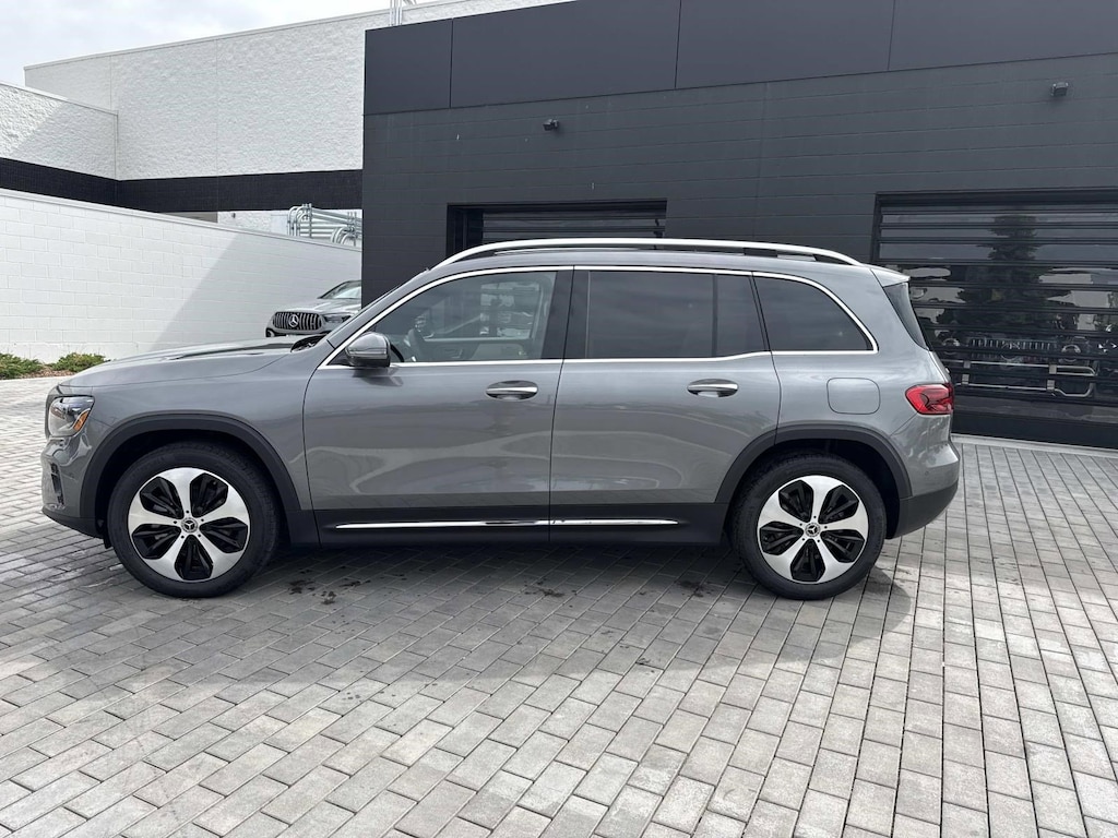 New 2026 Mercedes-Benz GLB 250 4MATIC SUV