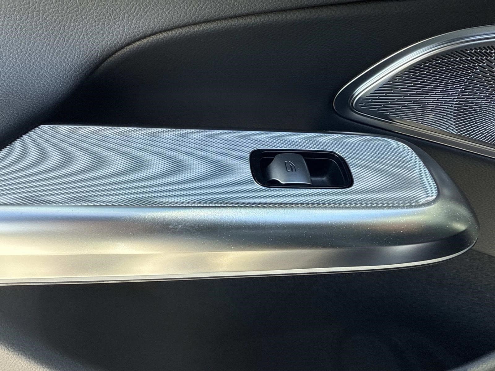 2026 MERCEDES-BENZ E-CLASS - Image 16