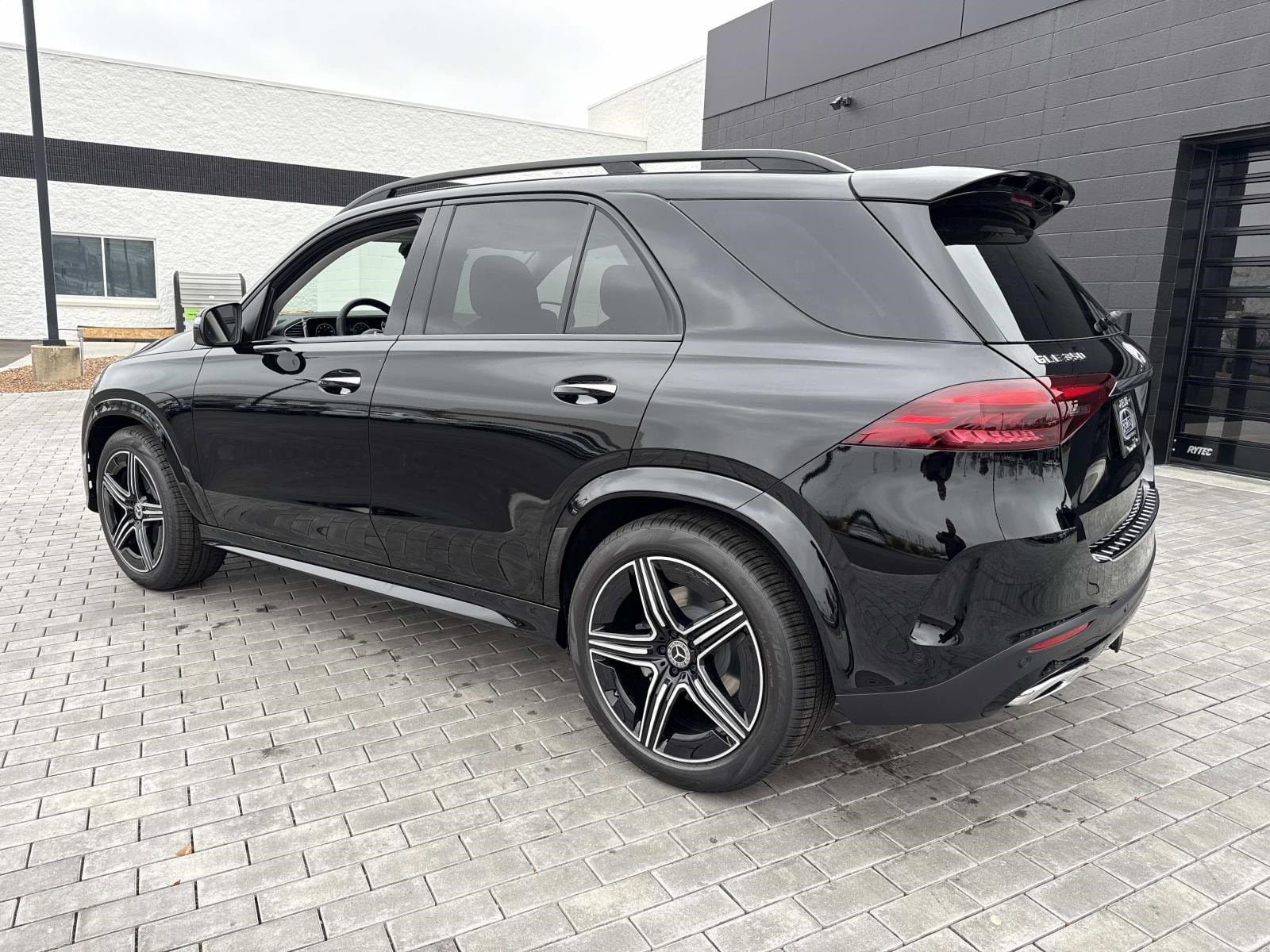 2026 MERCEDES-BENZ GLE-CLASS - Image 11