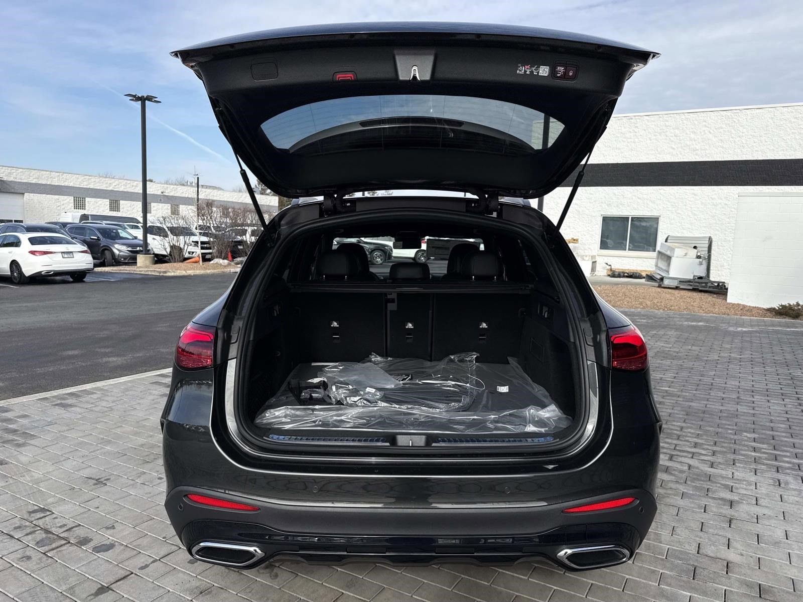 2026 MERCEDES-BENZ GLC-CLASS - Image 9