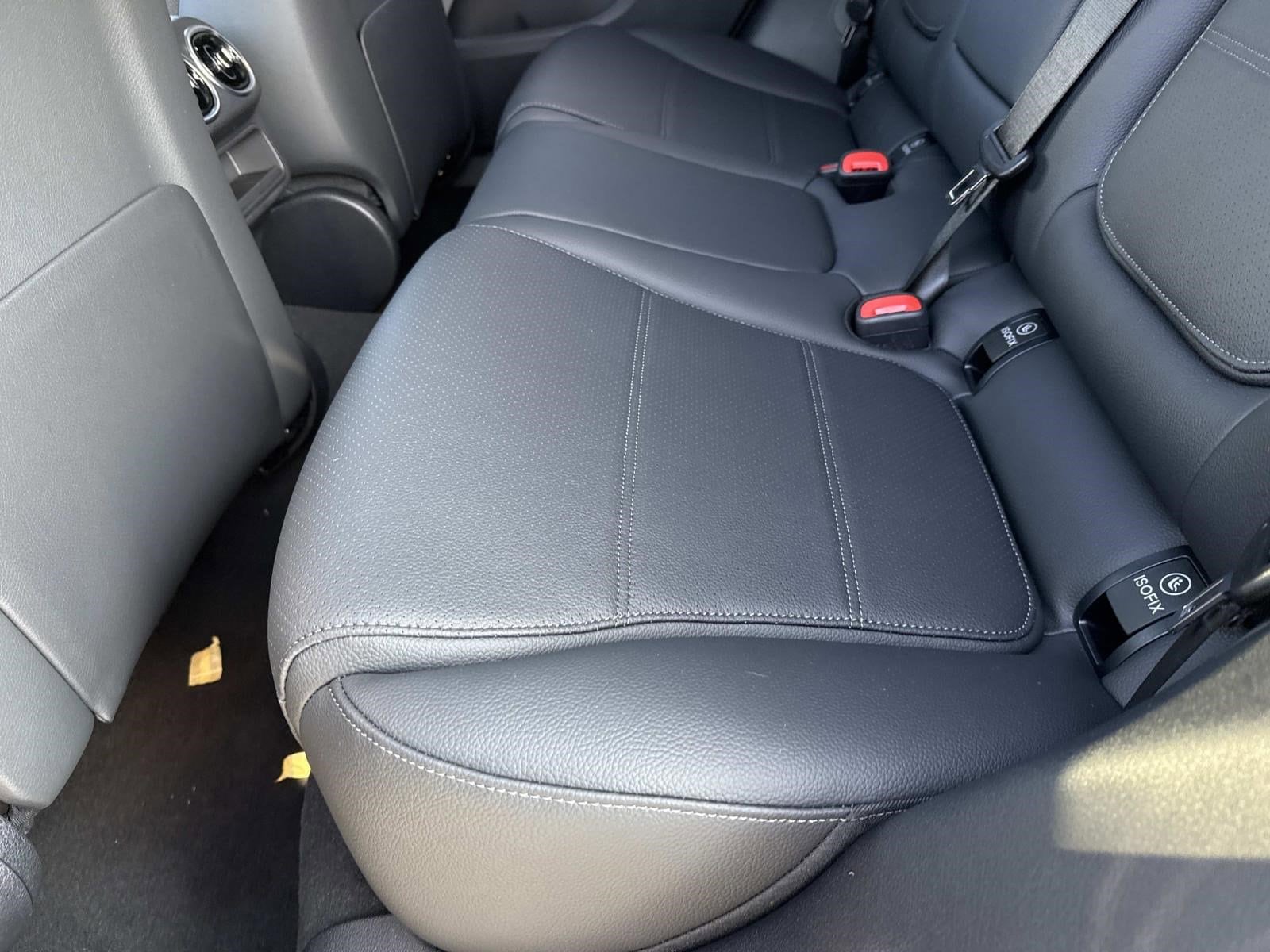 2026 MERCEDES-BENZ GLC-CLASS - Image 18