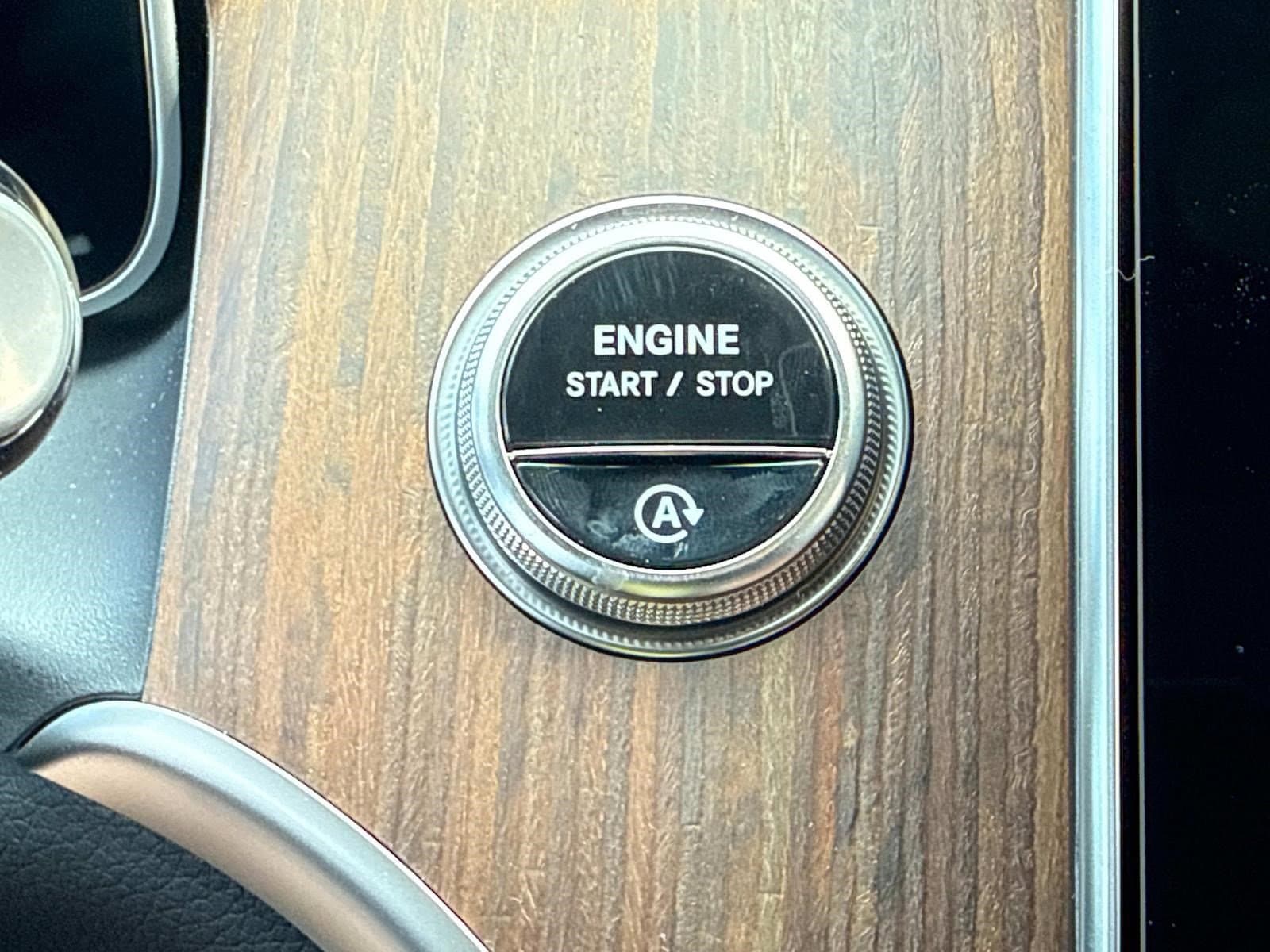 2025 MERCEDES-BENZ GLC-CLASS - Image 36