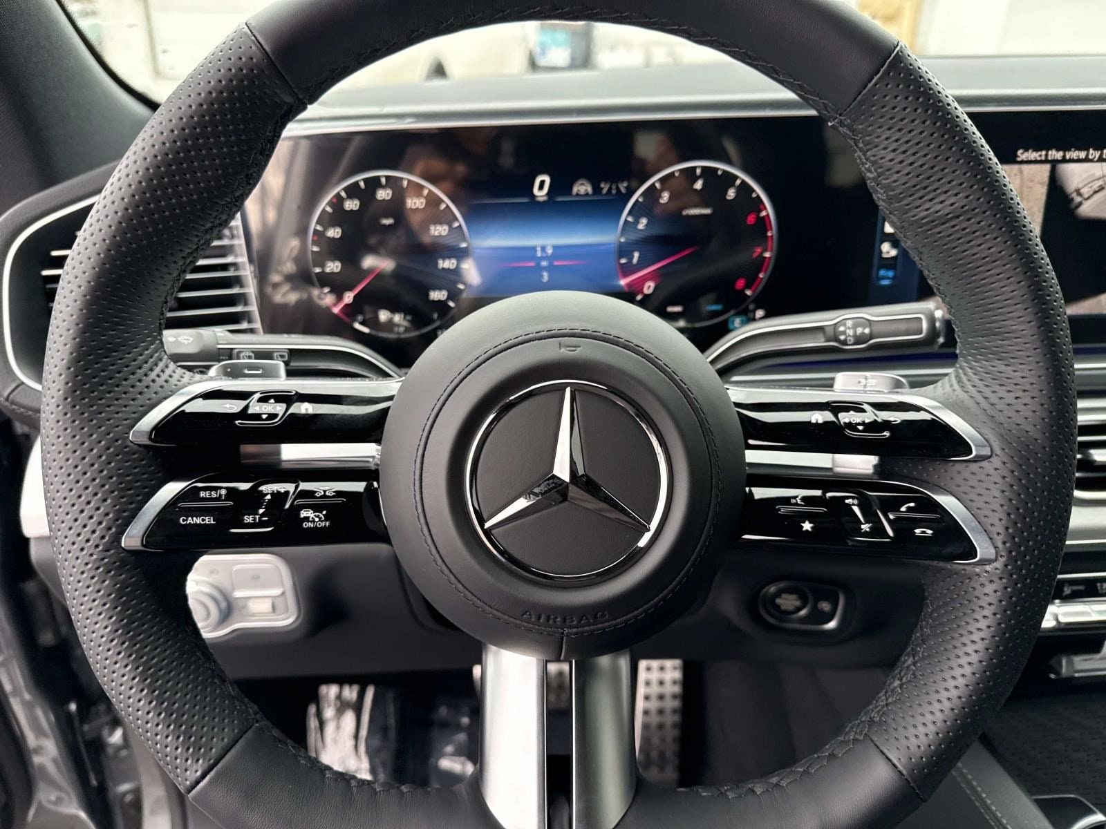 2026 MERCEDES-BENZ GLS-CLASS - Image 38