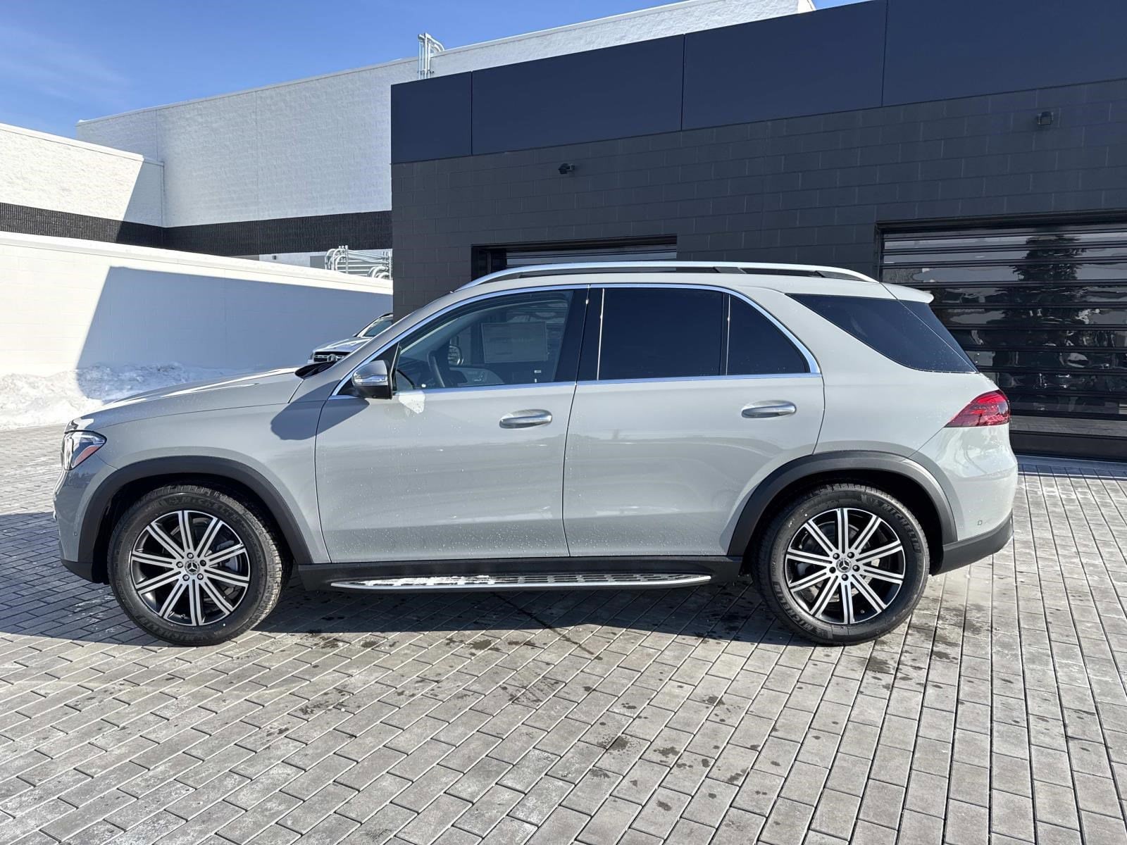 2026 MERCEDES-BENZ GLE-CLASS - Image 12