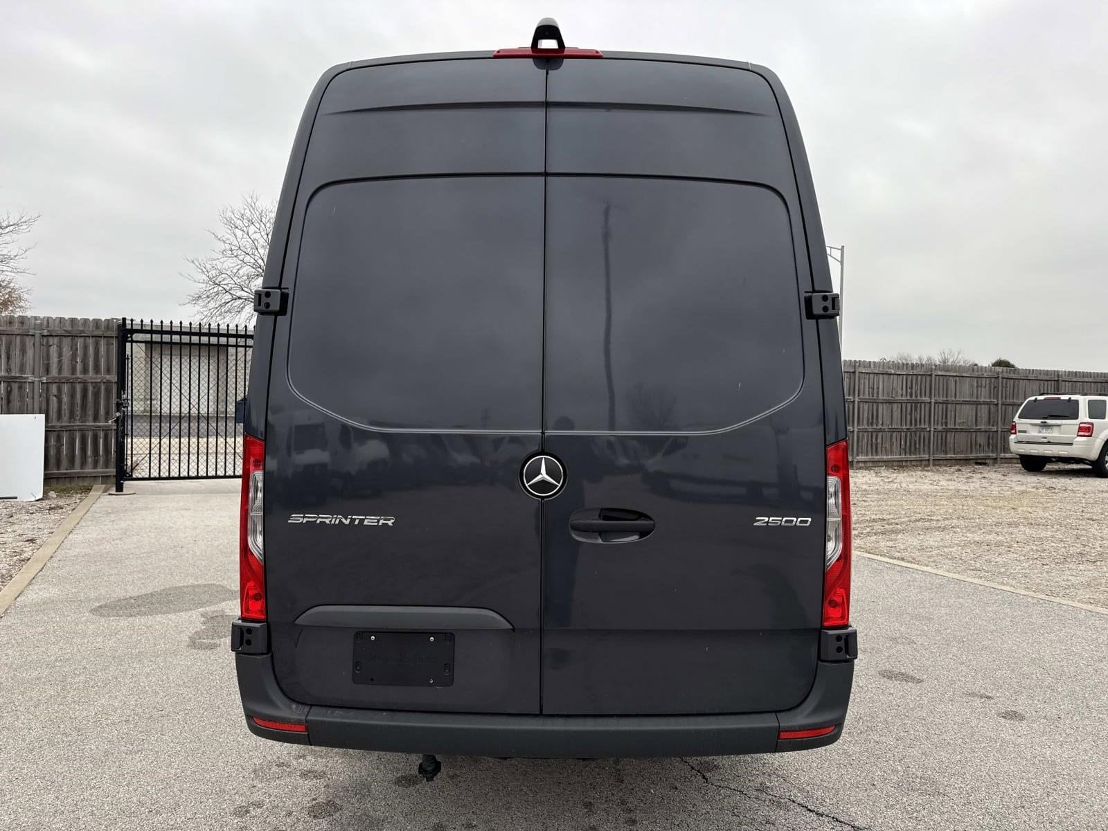 2025 MERCEDES-BENZ SPRINTER - Image 10