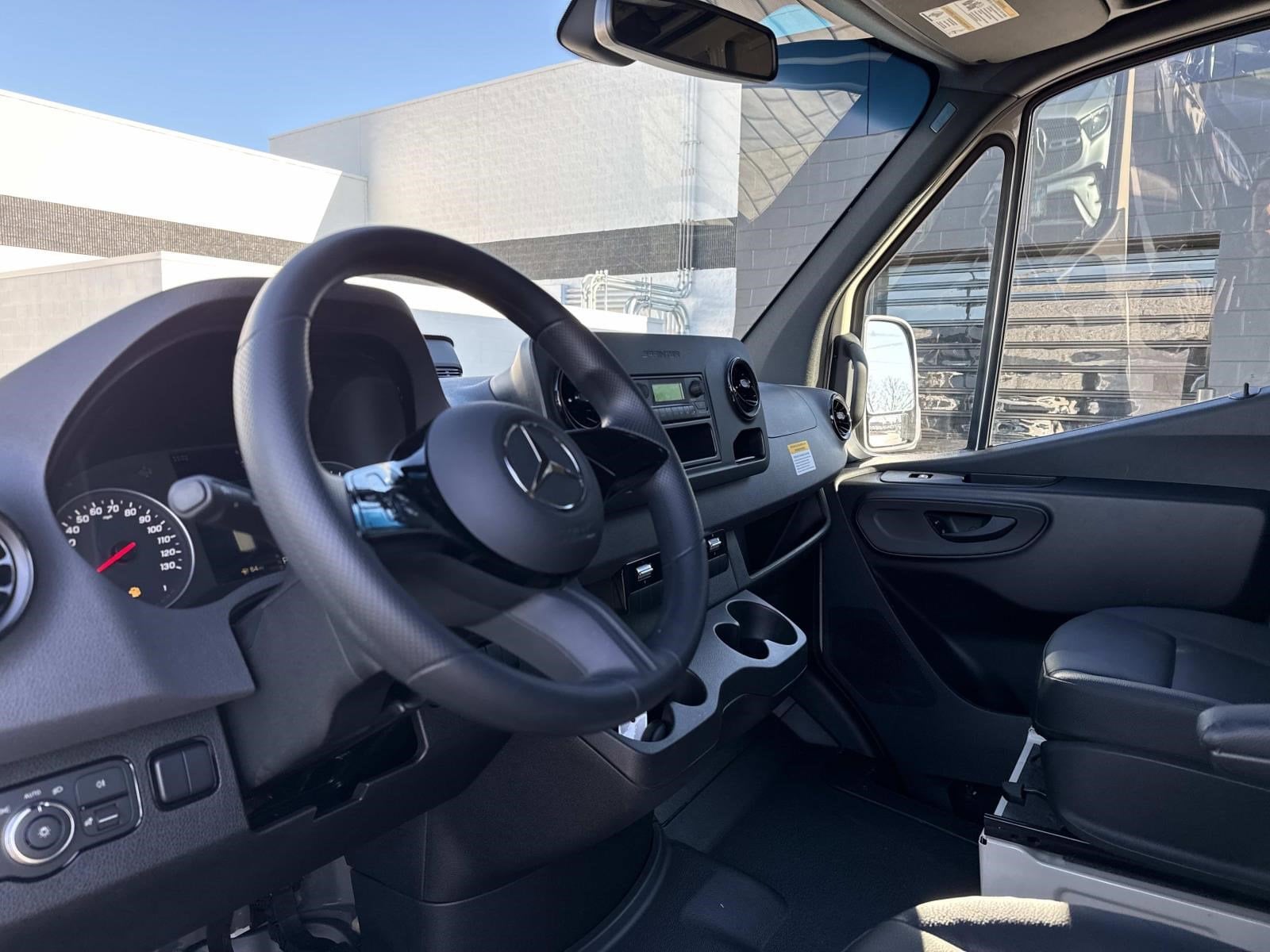 2025 MERCEDES-BENZ SPRINTER - Image 21
