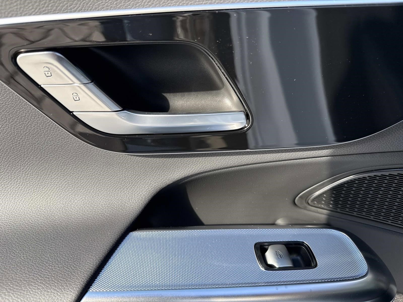 2026 MERCEDES-BENZ E-CLASS - Image 16