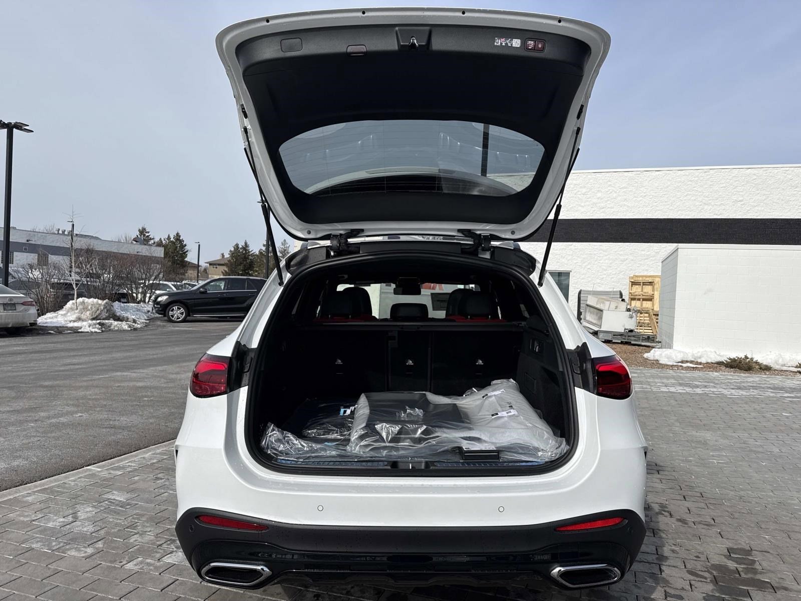 2026 MERCEDES-BENZ GLC-CLASS - Image 9