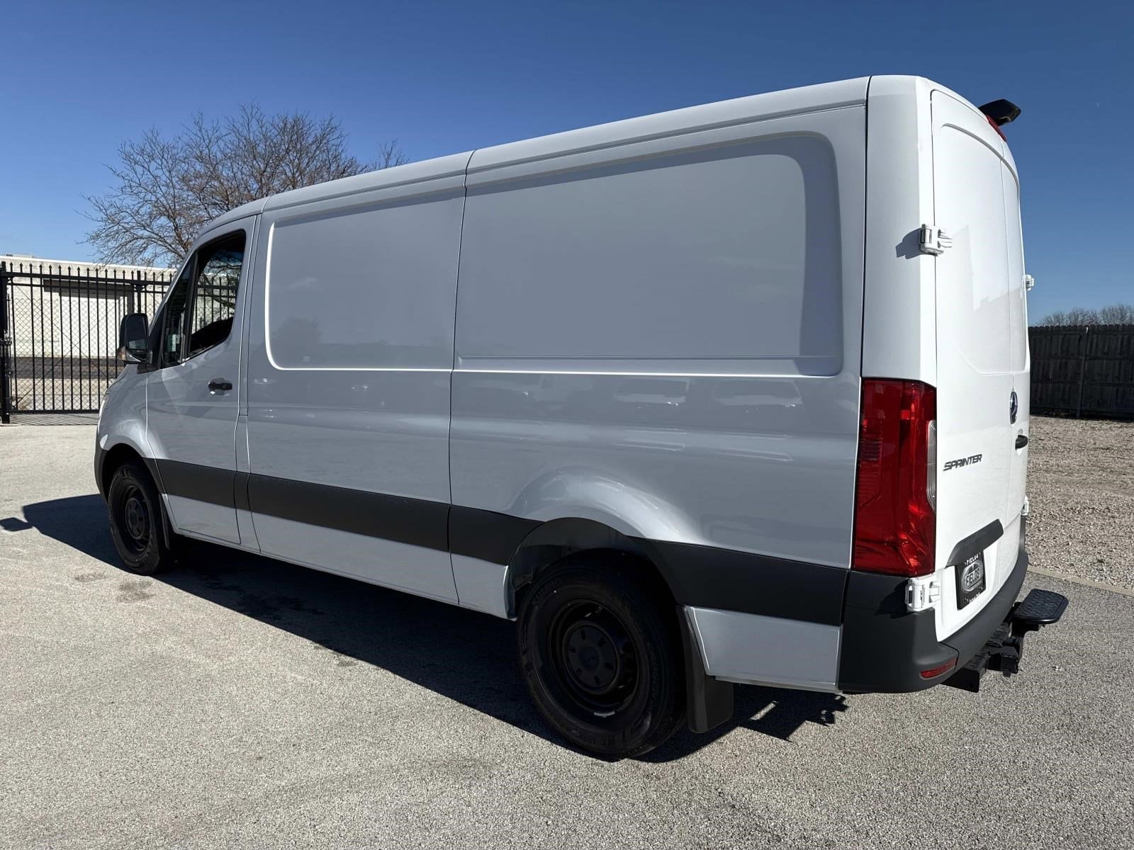 2026 MERCEDES-BENZ SPRINTER - Image 11