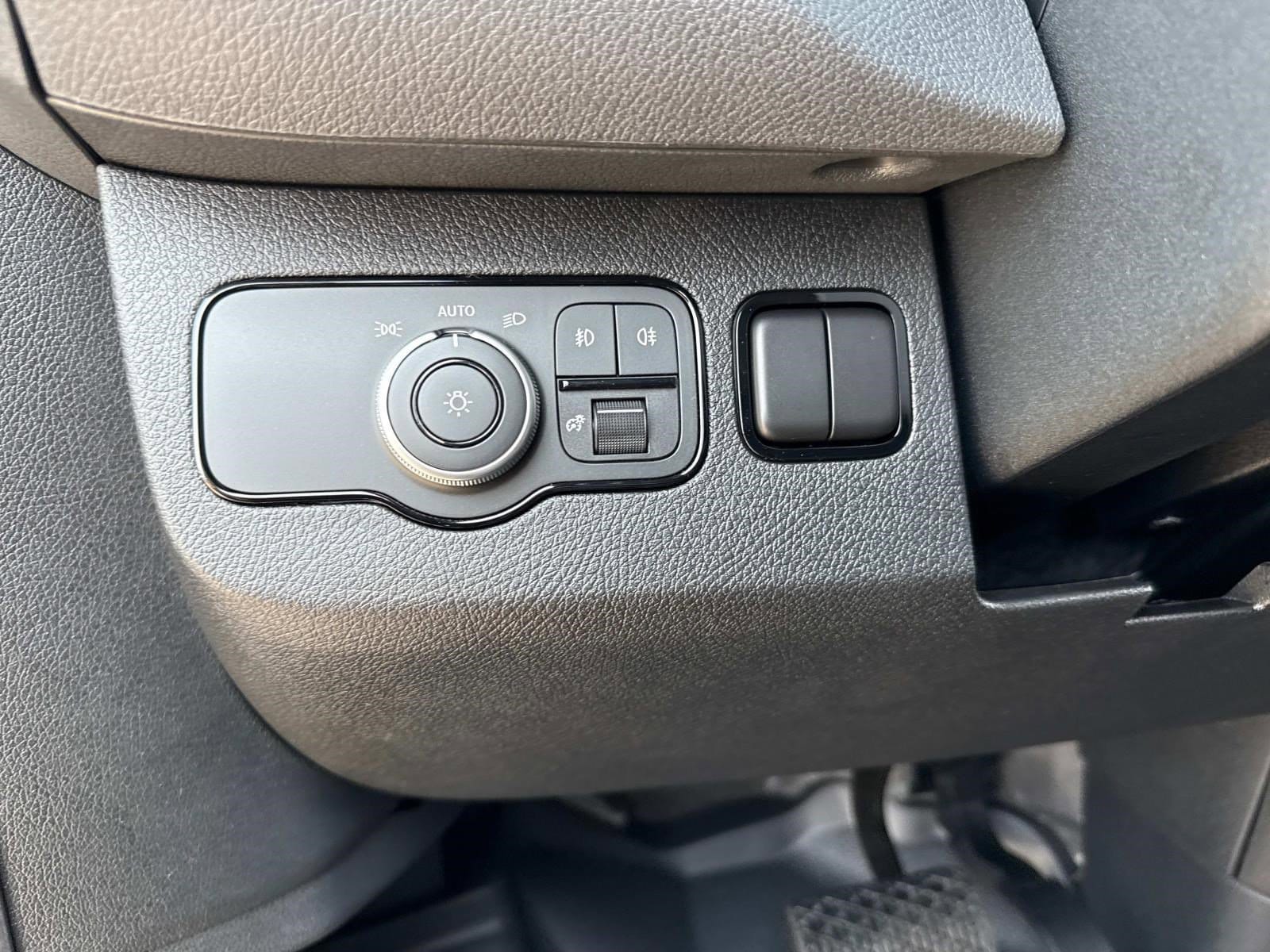 2025 MERCEDES-BENZ SPRINTER - Image 25