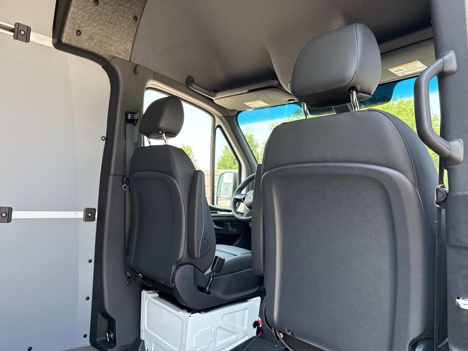 2025 MERCEDES-BENZ SPRINTER - Image 6