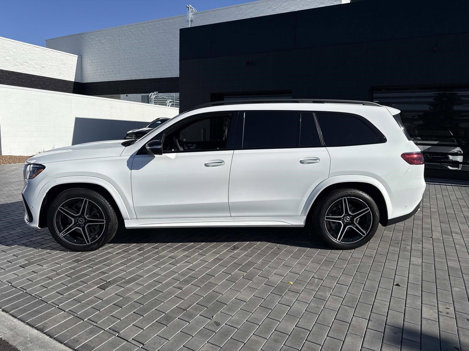 2026 MERCEDES-BENZ GLS-CLASS - Image 9