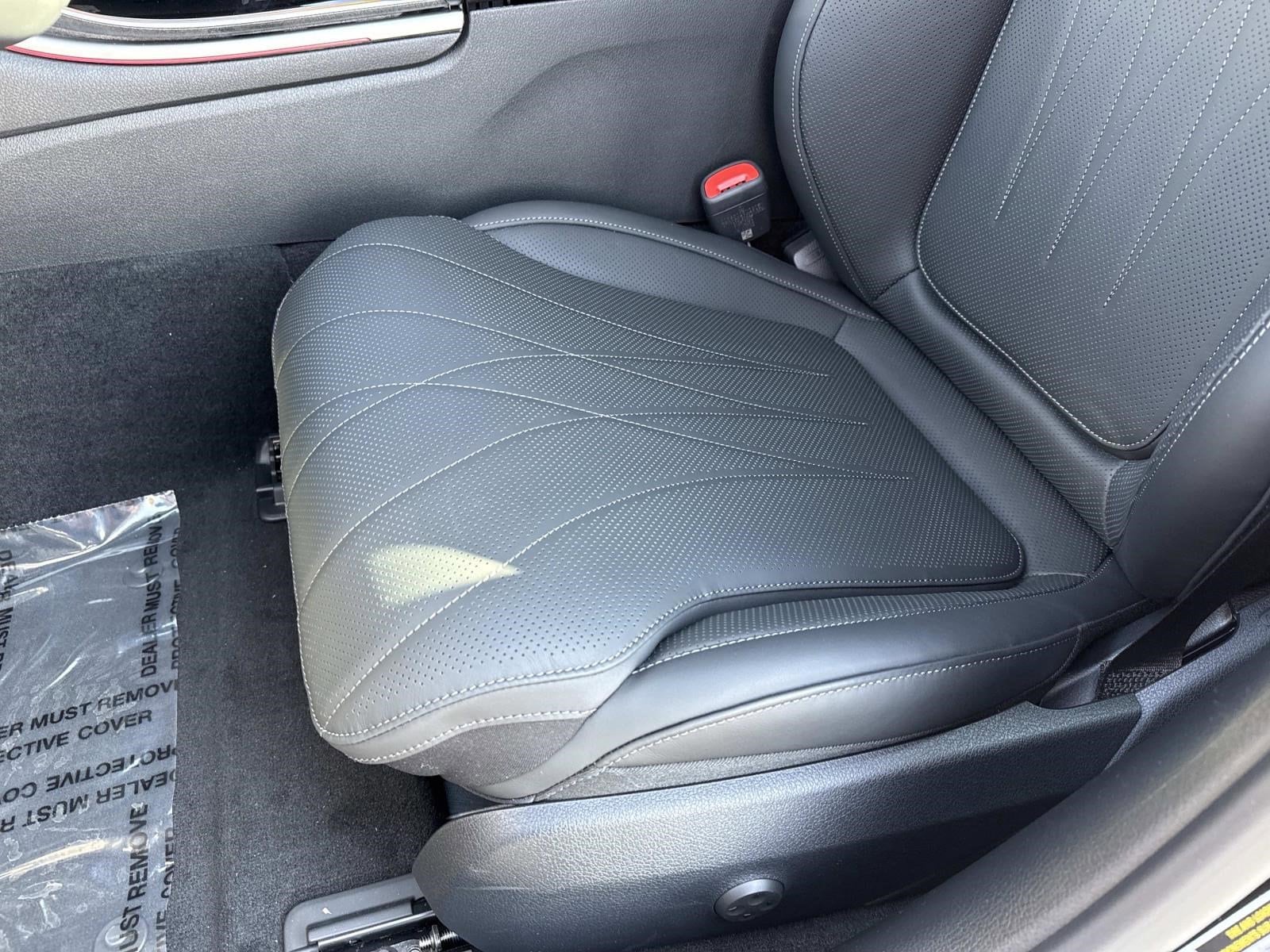 2026 MERCEDES-BENZ C-CLASS - Image 26