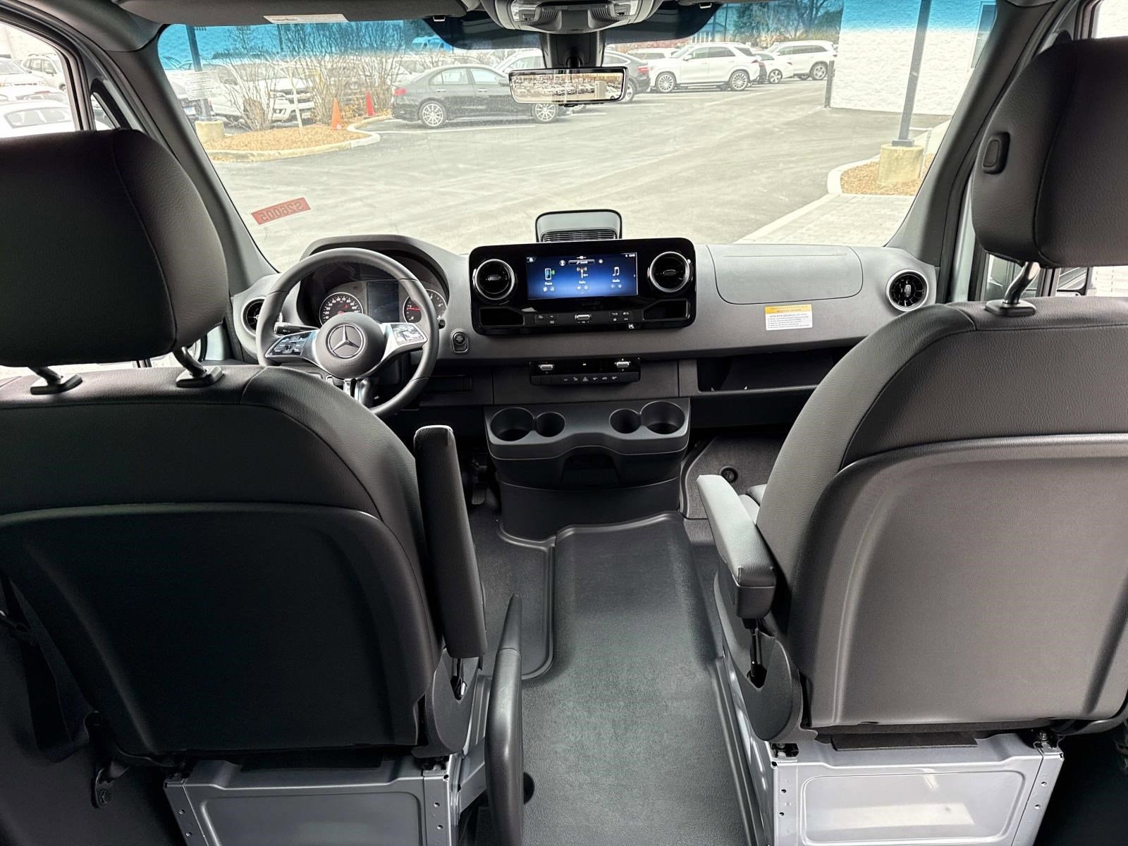 2026 MERCEDES-BENZ SPRINTER - Image 8