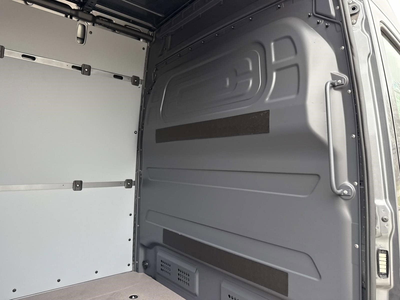 2026 MERCEDES-BENZ SPRINTER - Image 6