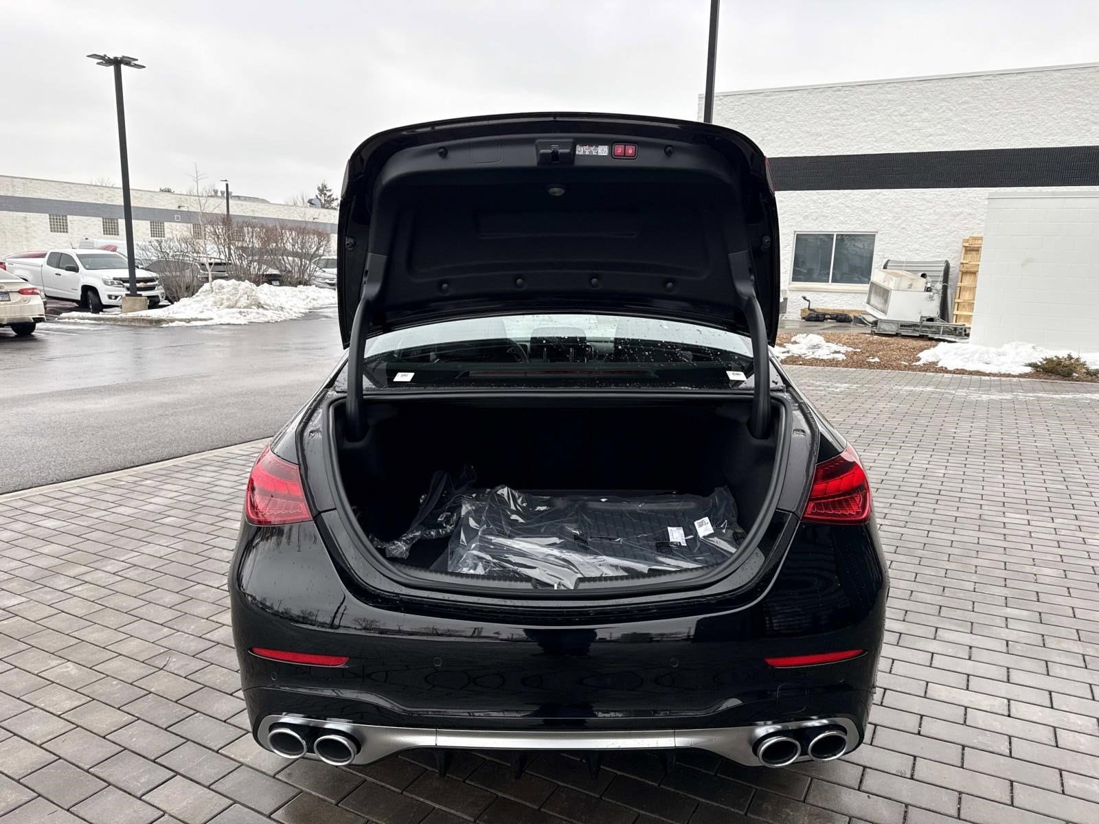 2026 MERCEDES-BENZ C-CLASS - Image 9