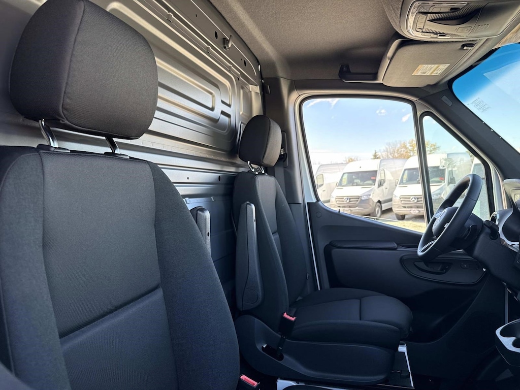 New 2026 Mercedes-Benz Sprinter 2500 Standard Roof 4-Cyl Diesel Van Cargo Van