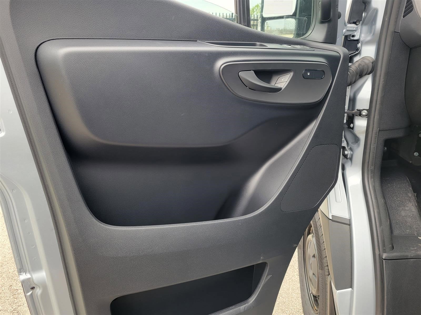 2025 MERCEDES-BENZ SPRINTER - Image 15
