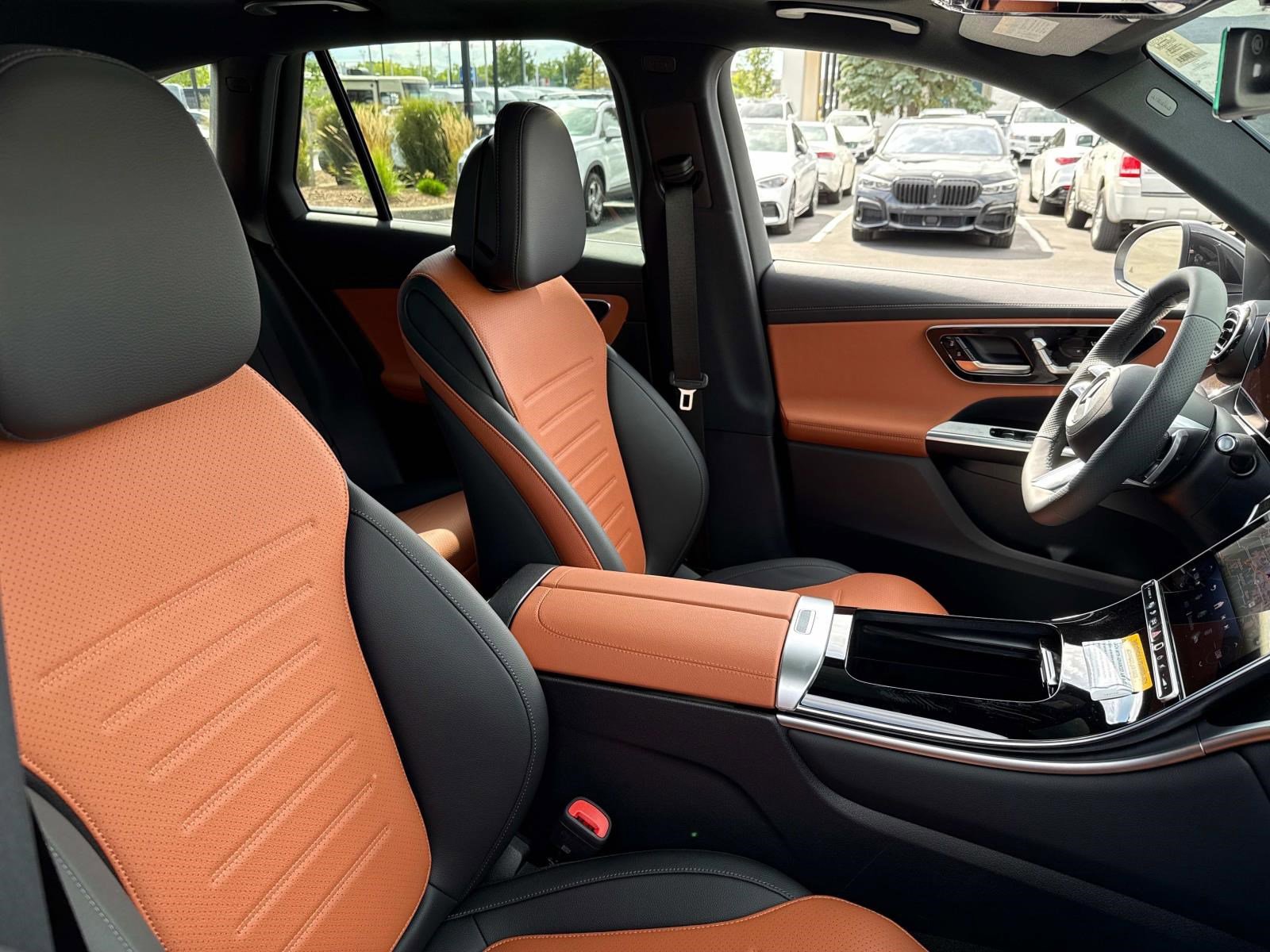 2026 Mercedes Benz GLC 350e 4MATIC photo 4