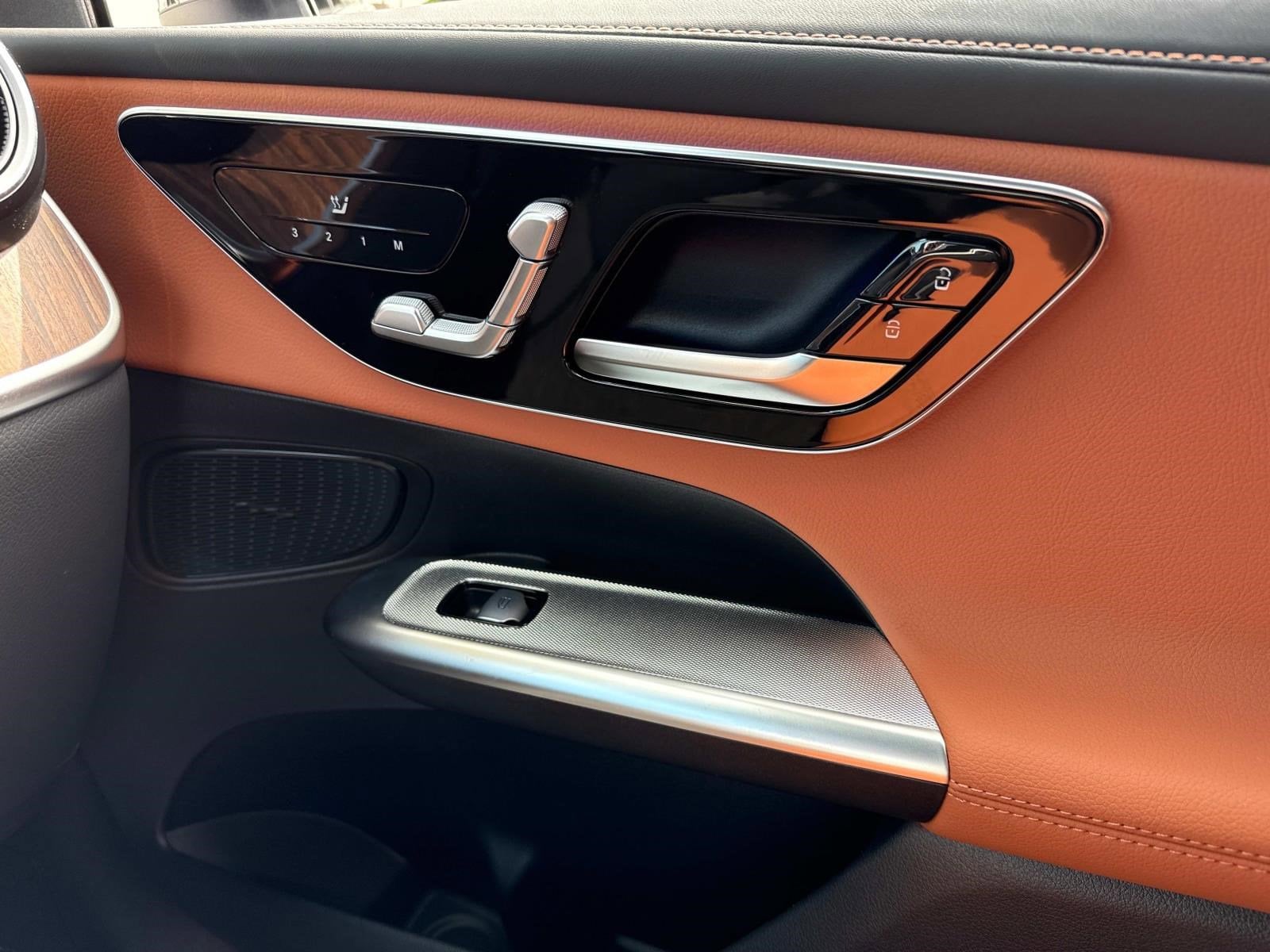 2025 MERCEDES-BENZ GLC-CLASS - Image 33