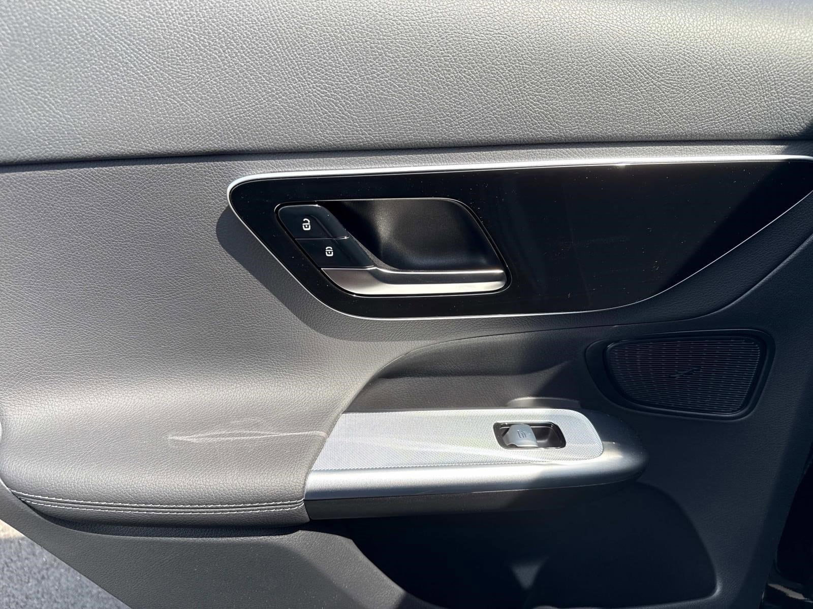 2025 MERCEDES-BENZ GLC-CLASS - Image 16