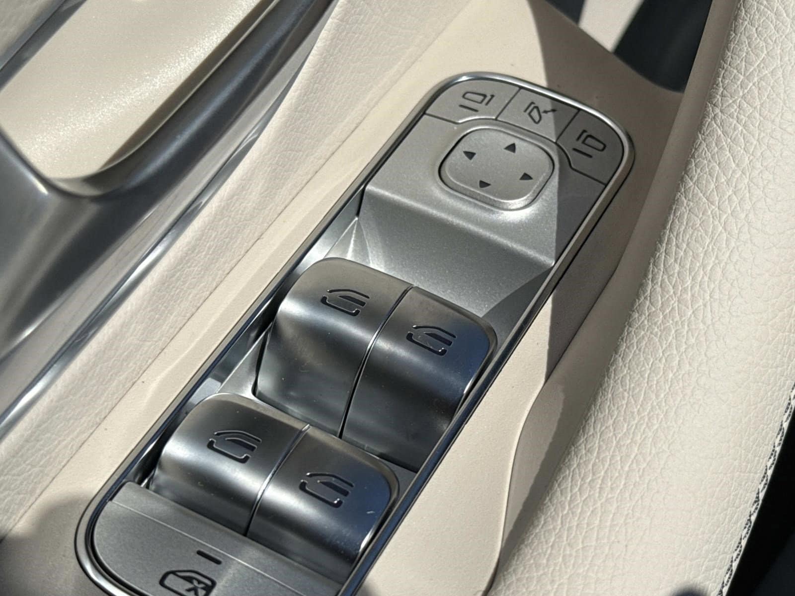 2026 MERCEDES-BENZ GLE-CLASS - Image 28