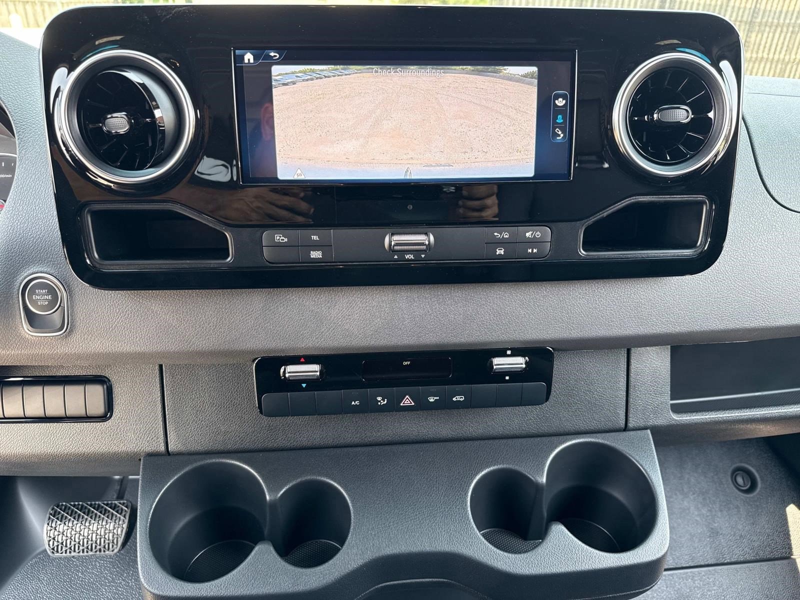 2025 MERCEDES-BENZ SPRINTER - Image 28