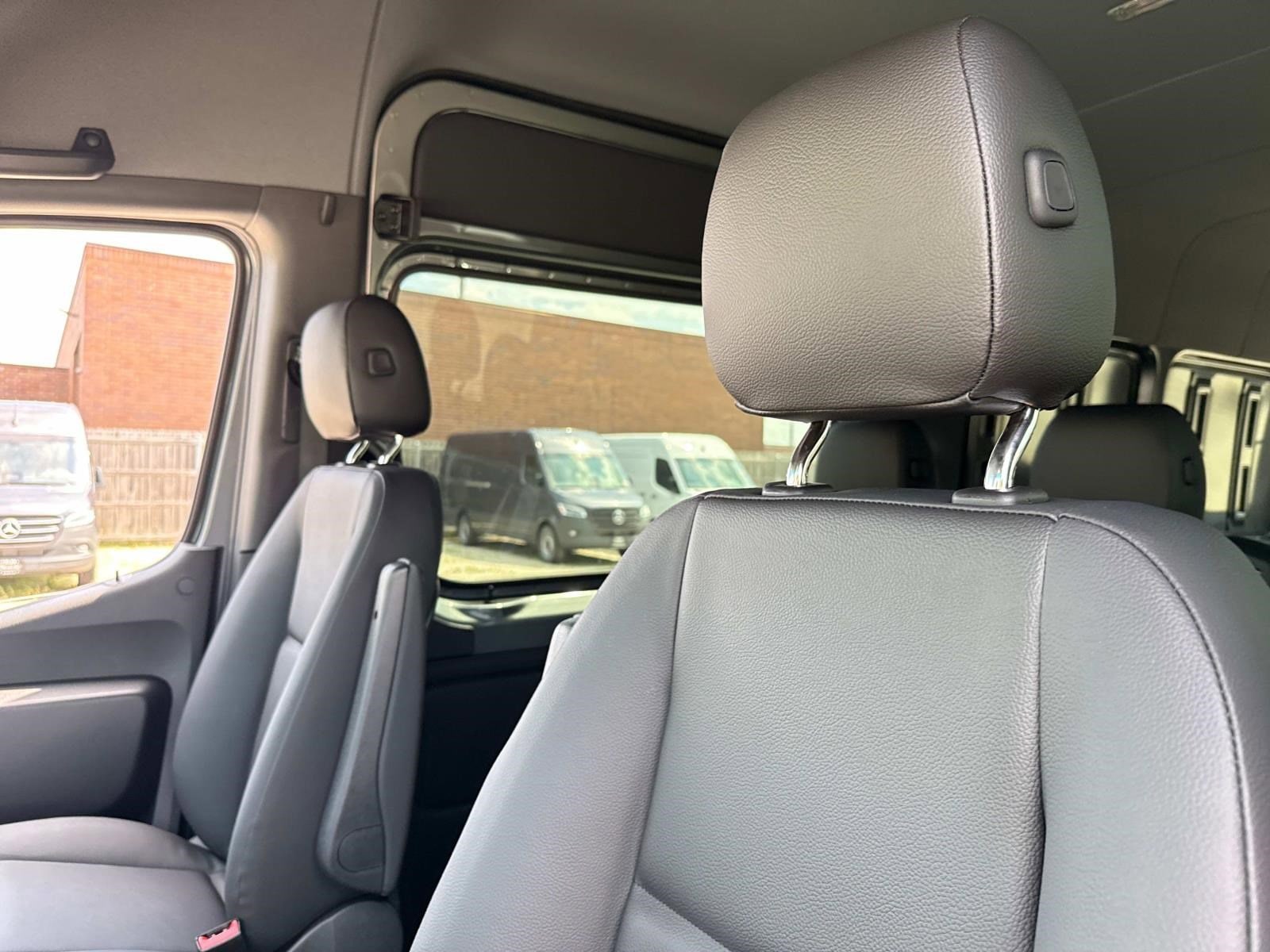 2025 MERCEDES-BENZ SPRINTER - Image 21