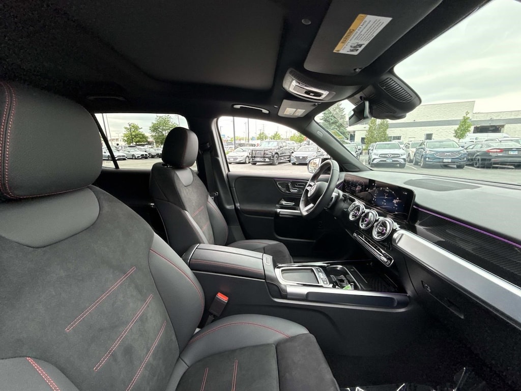 New 2026 Mercedes-Benz GLB 250 4MATIC SUV