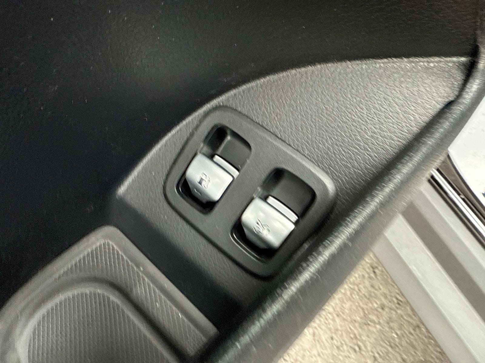 2025 MERCEDES-BENZ GLC-CLASS - Image 25