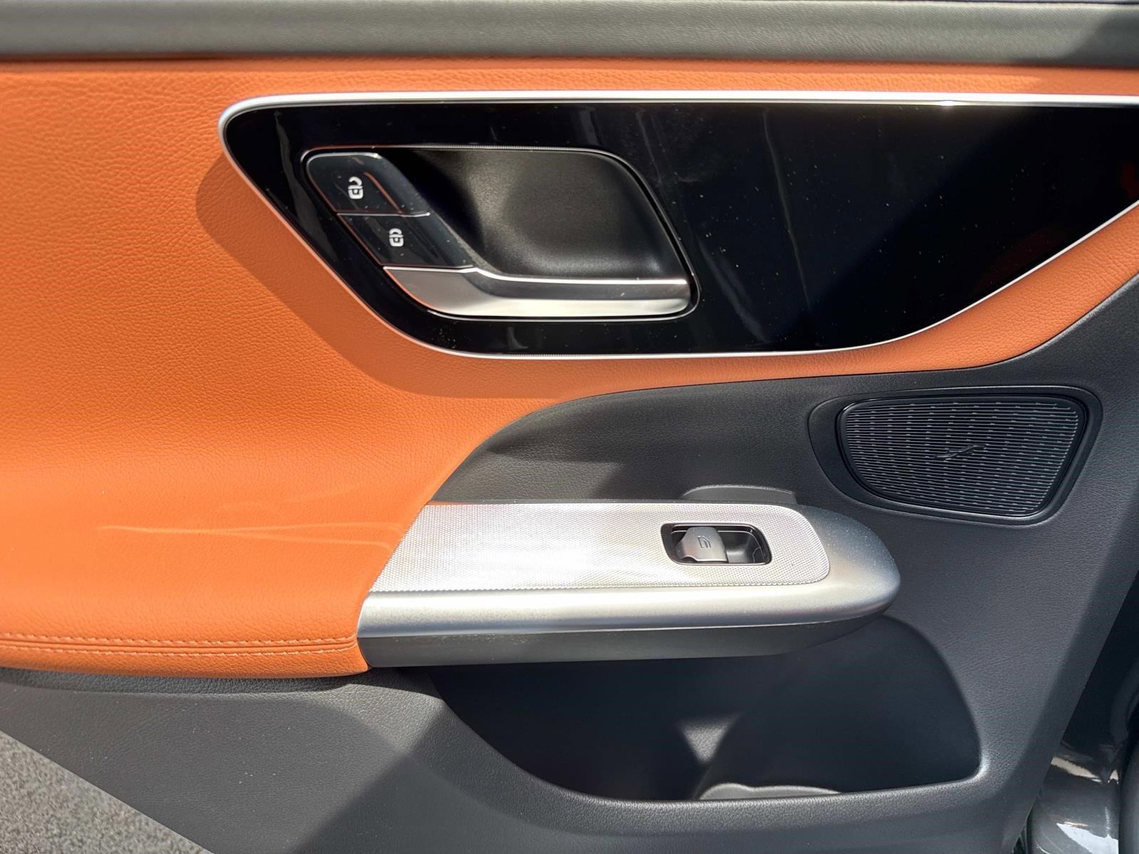 2025 MERCEDES-BENZ GLC-CLASS - Image 16