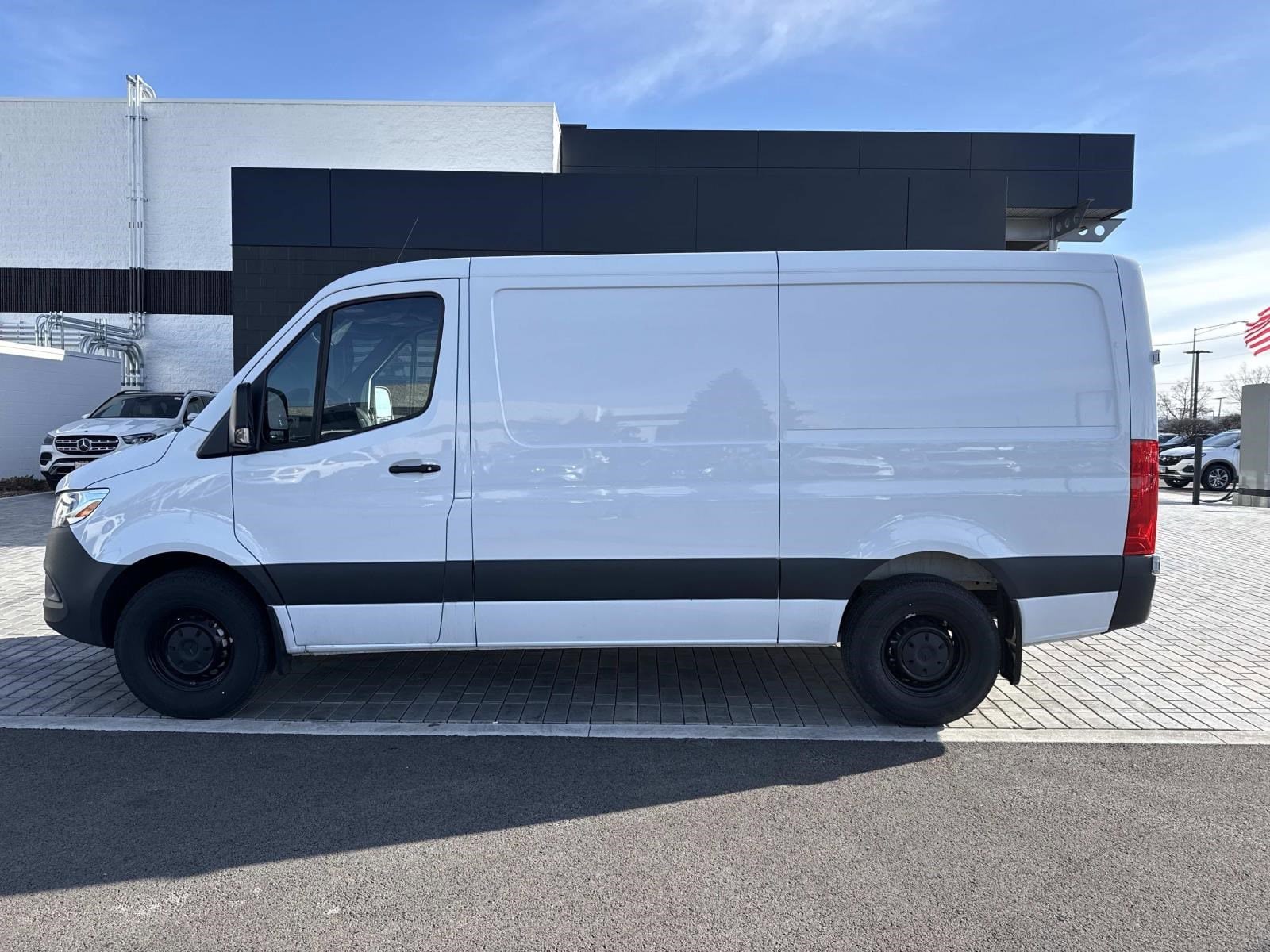 2026 MERCEDES-BENZ SPRINTER - Image 2